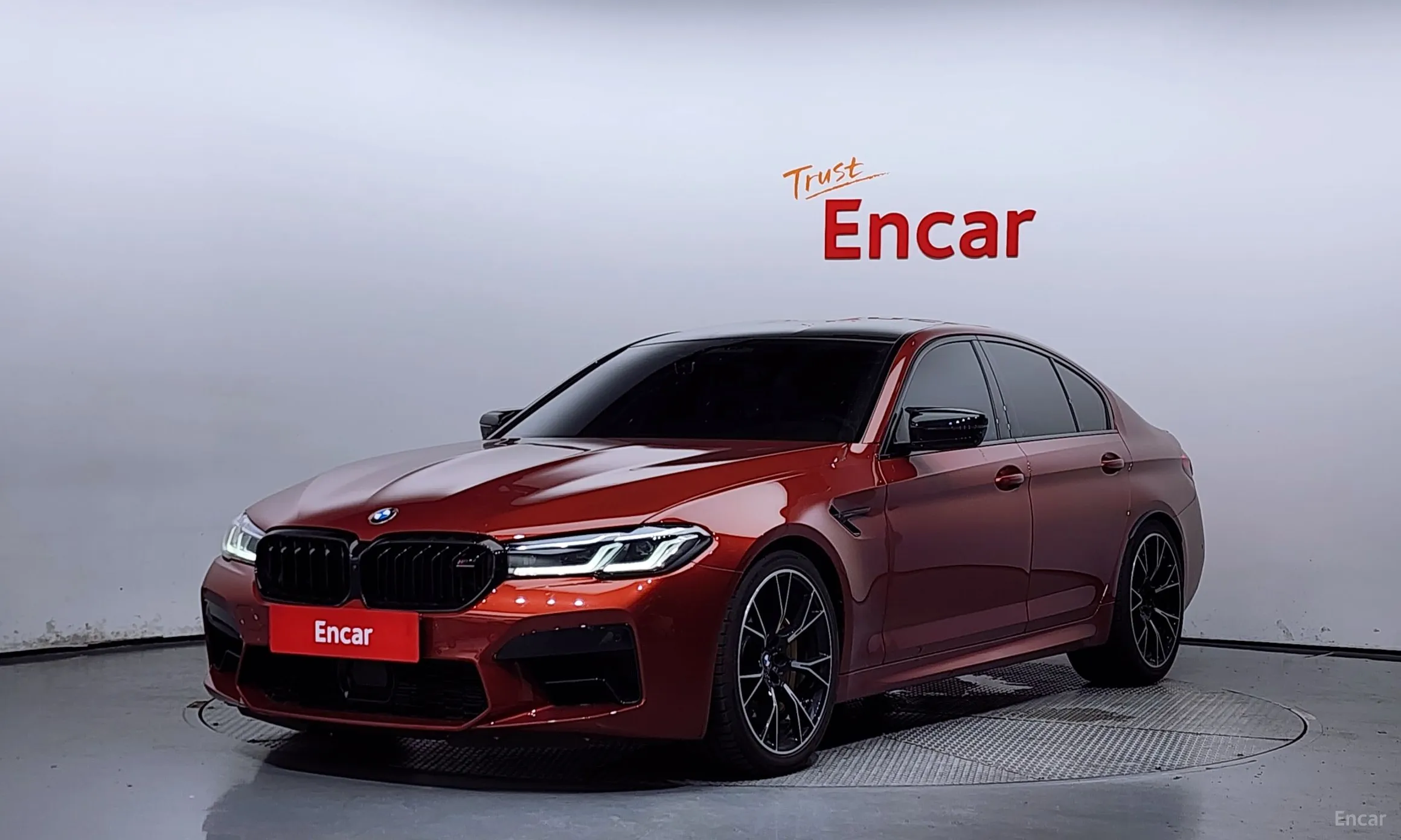 BMW M5 (F90)