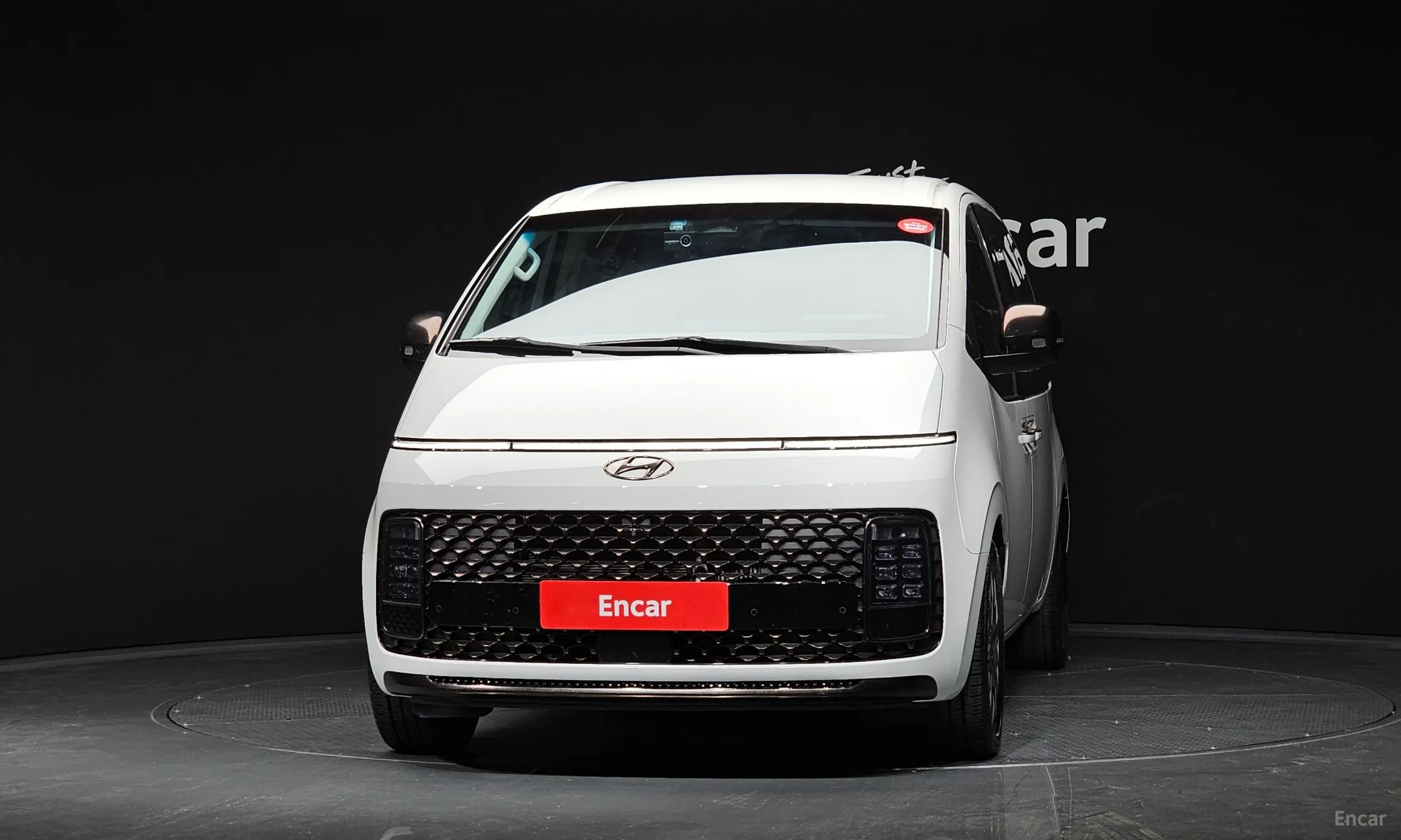 Hyundai Staria превью 2
