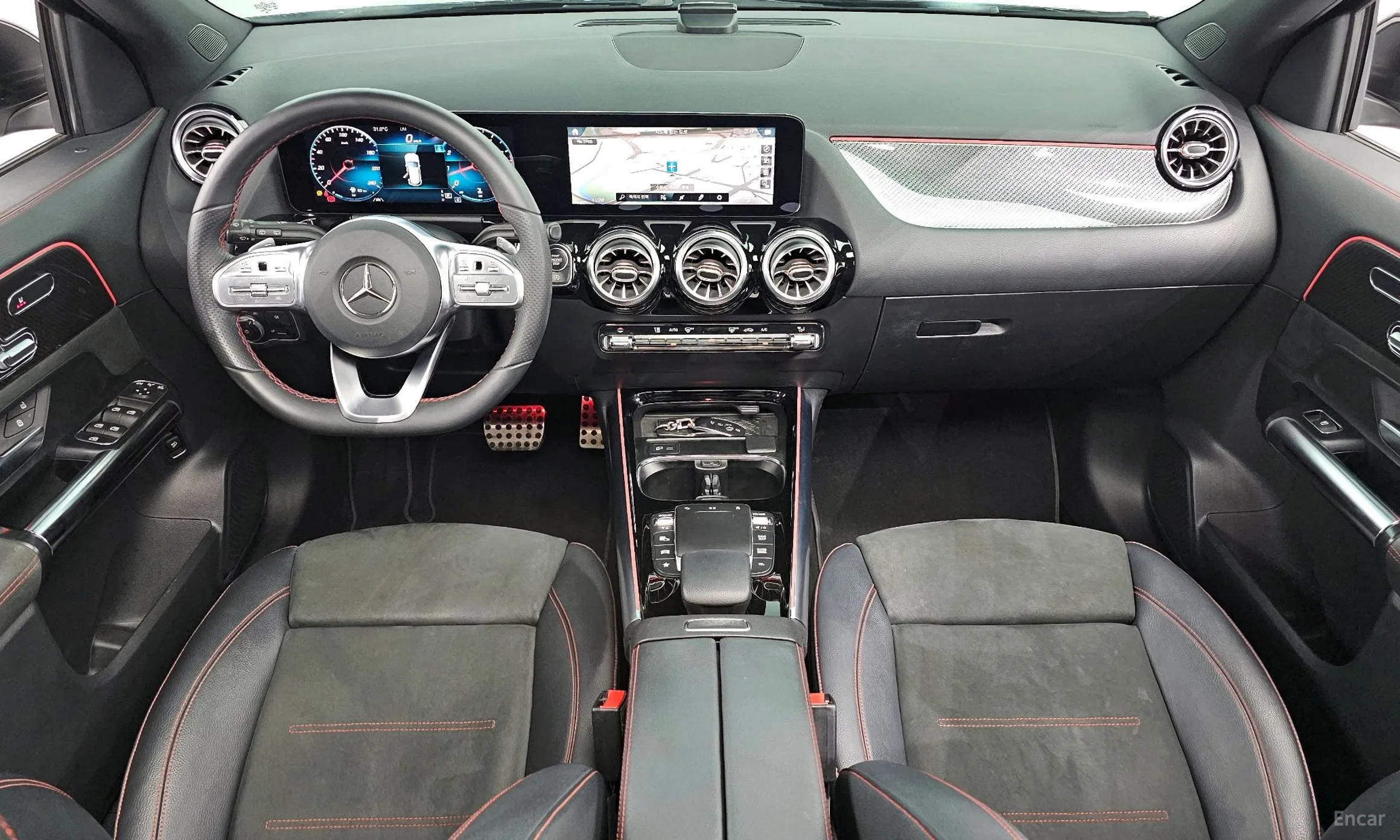 Mercedes Benz GLA-Class H247 превью 4