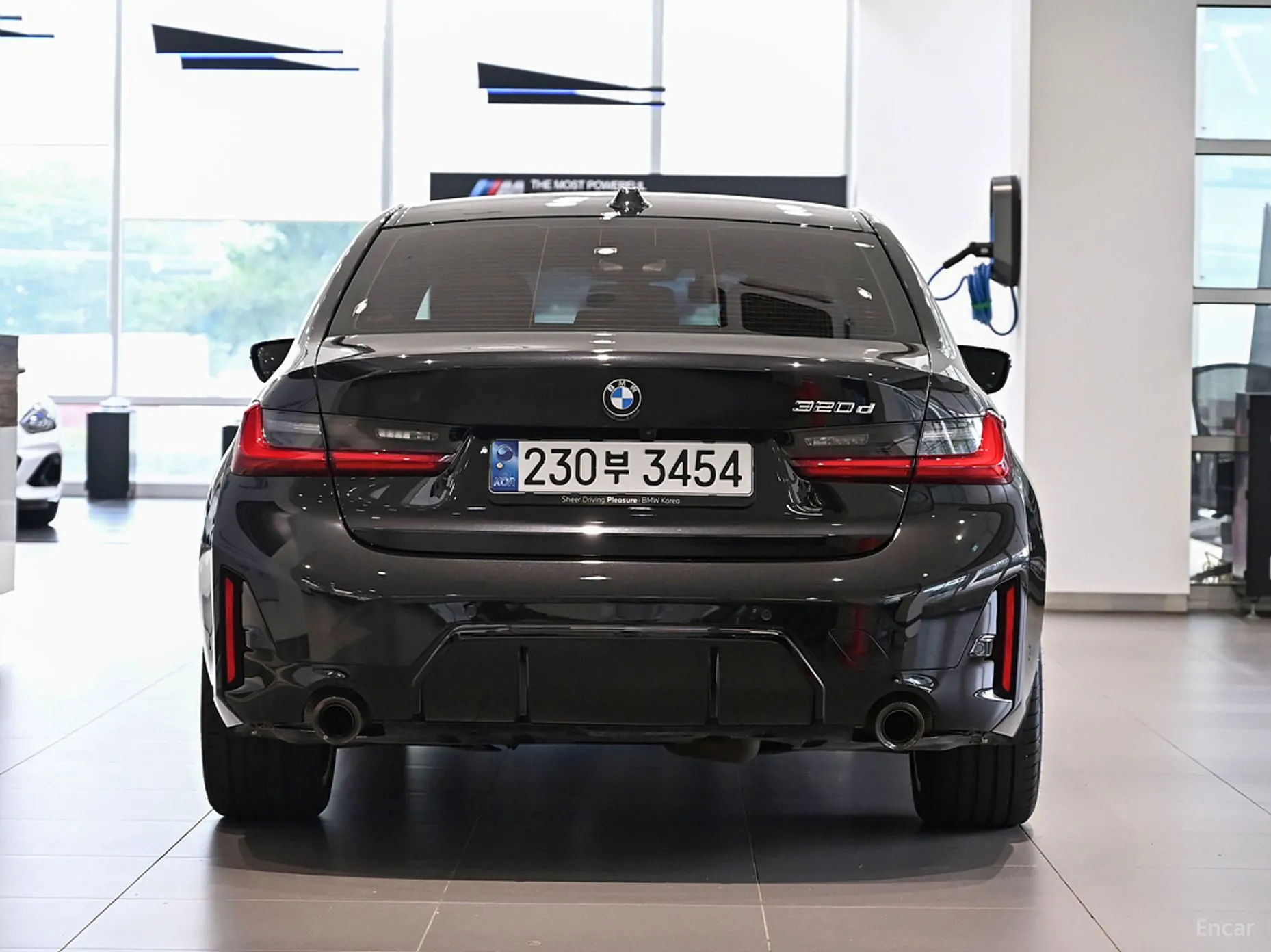 BMW 3 Series (G20) превью 3