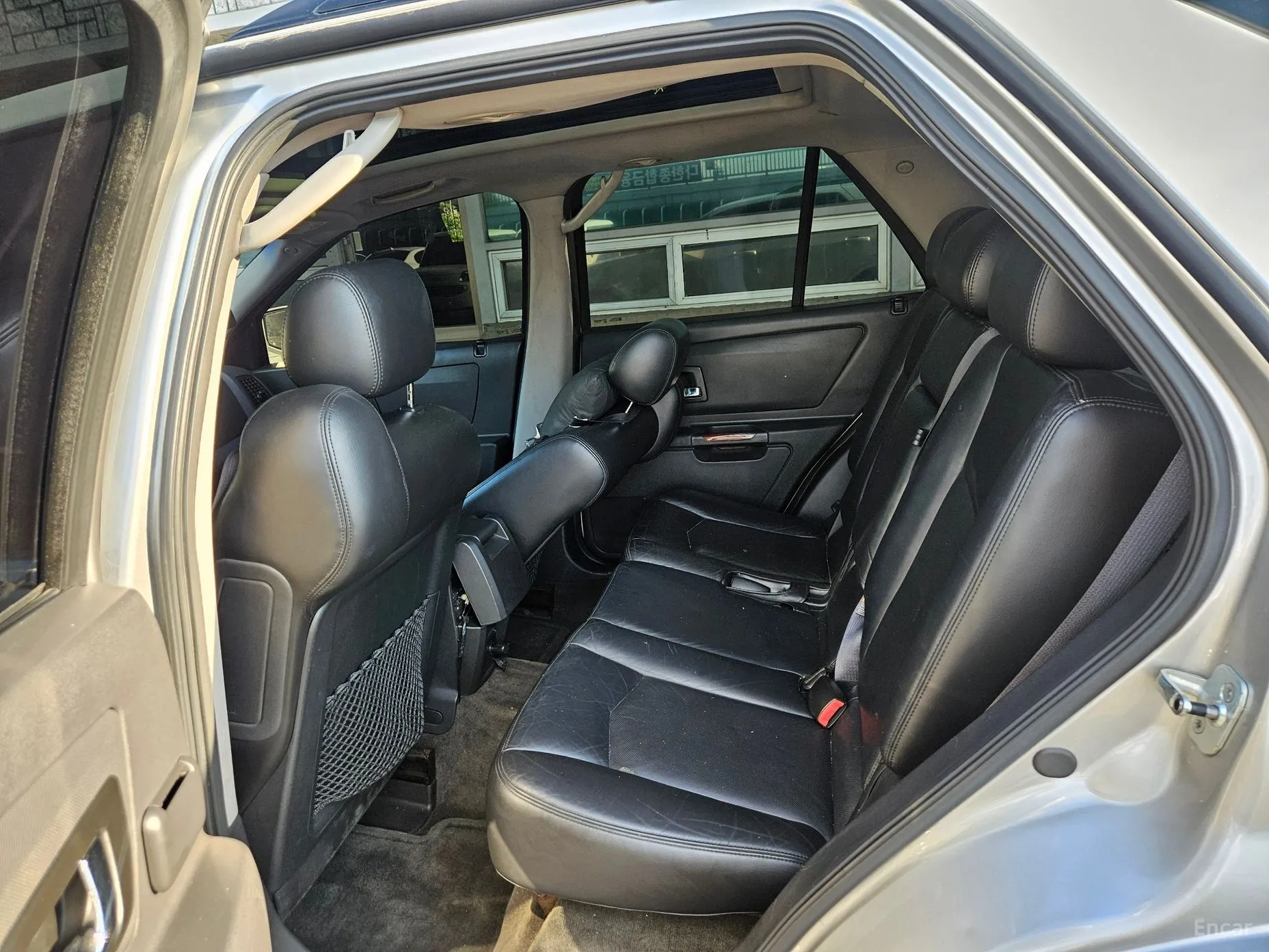 Cadillac SRX превью 10