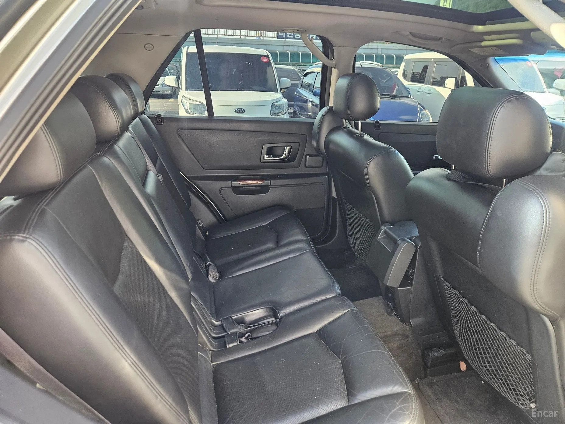 Cadillac SRX превью 12