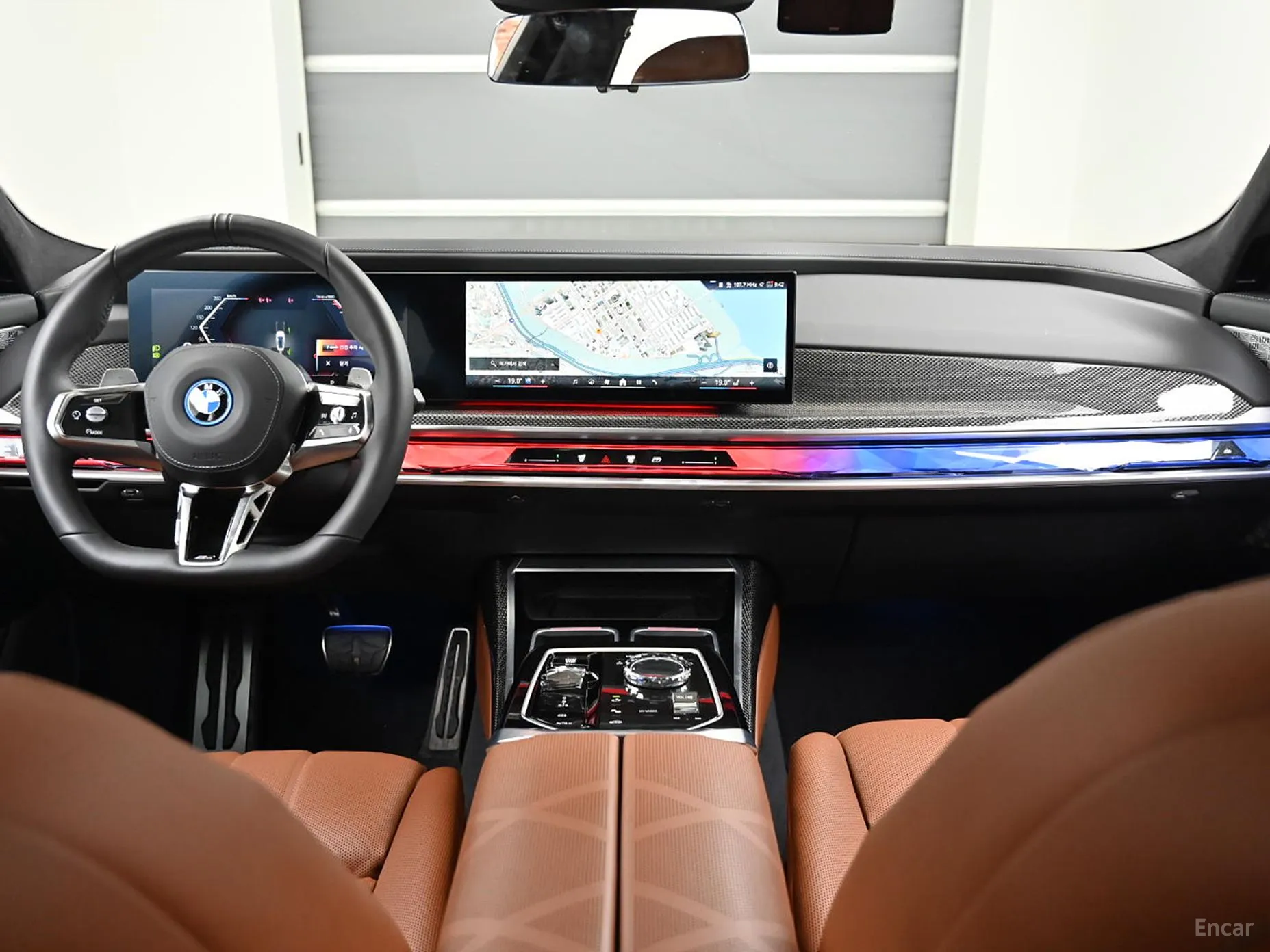 BMW 7 Series (G70) превью 4