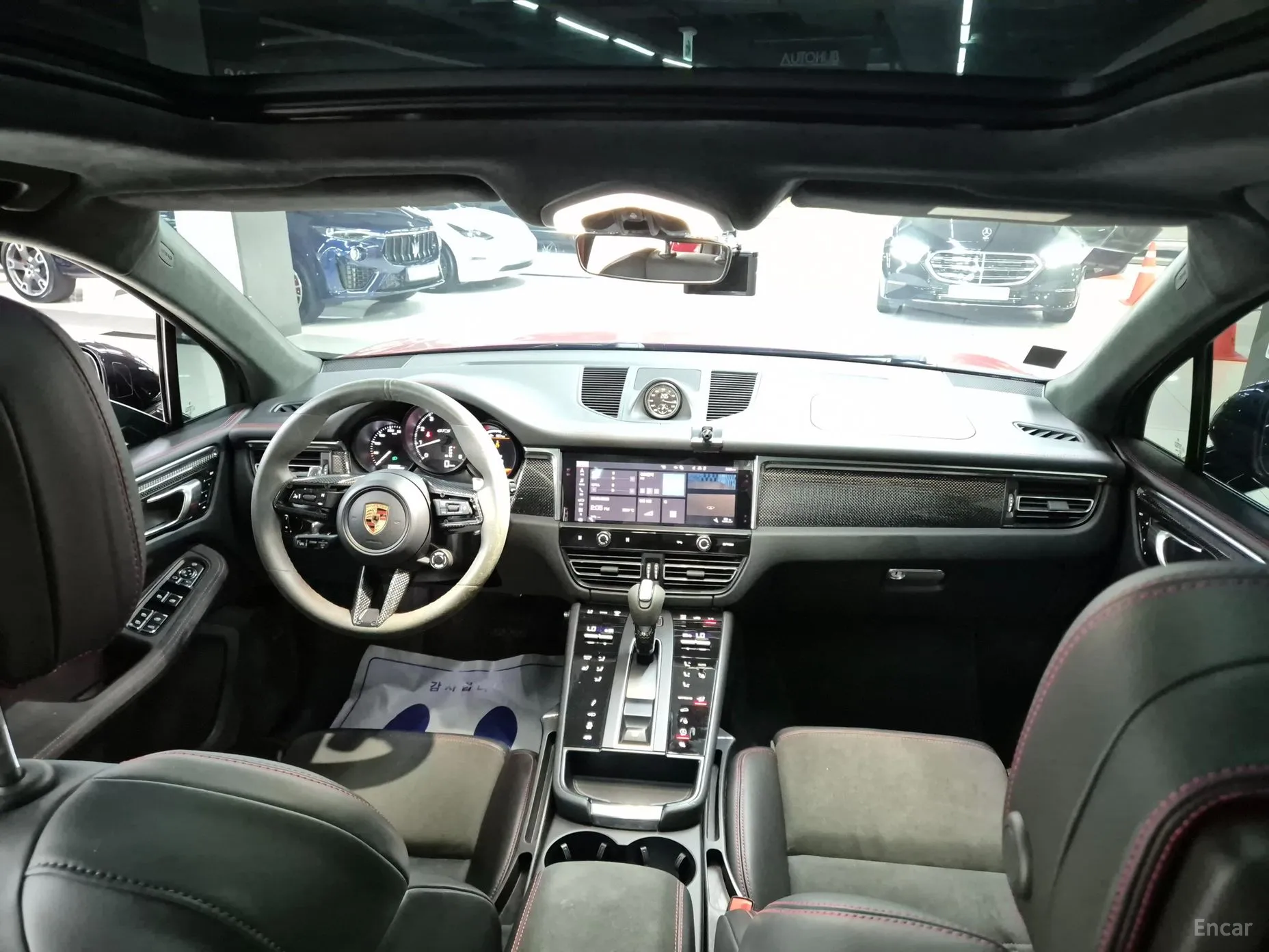 Porsche Macan превью 4
