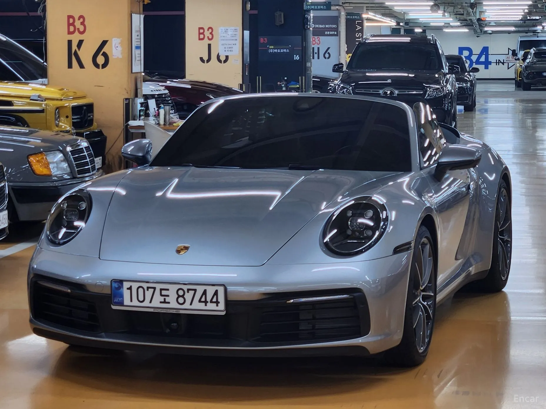Porsche 911 (992)
