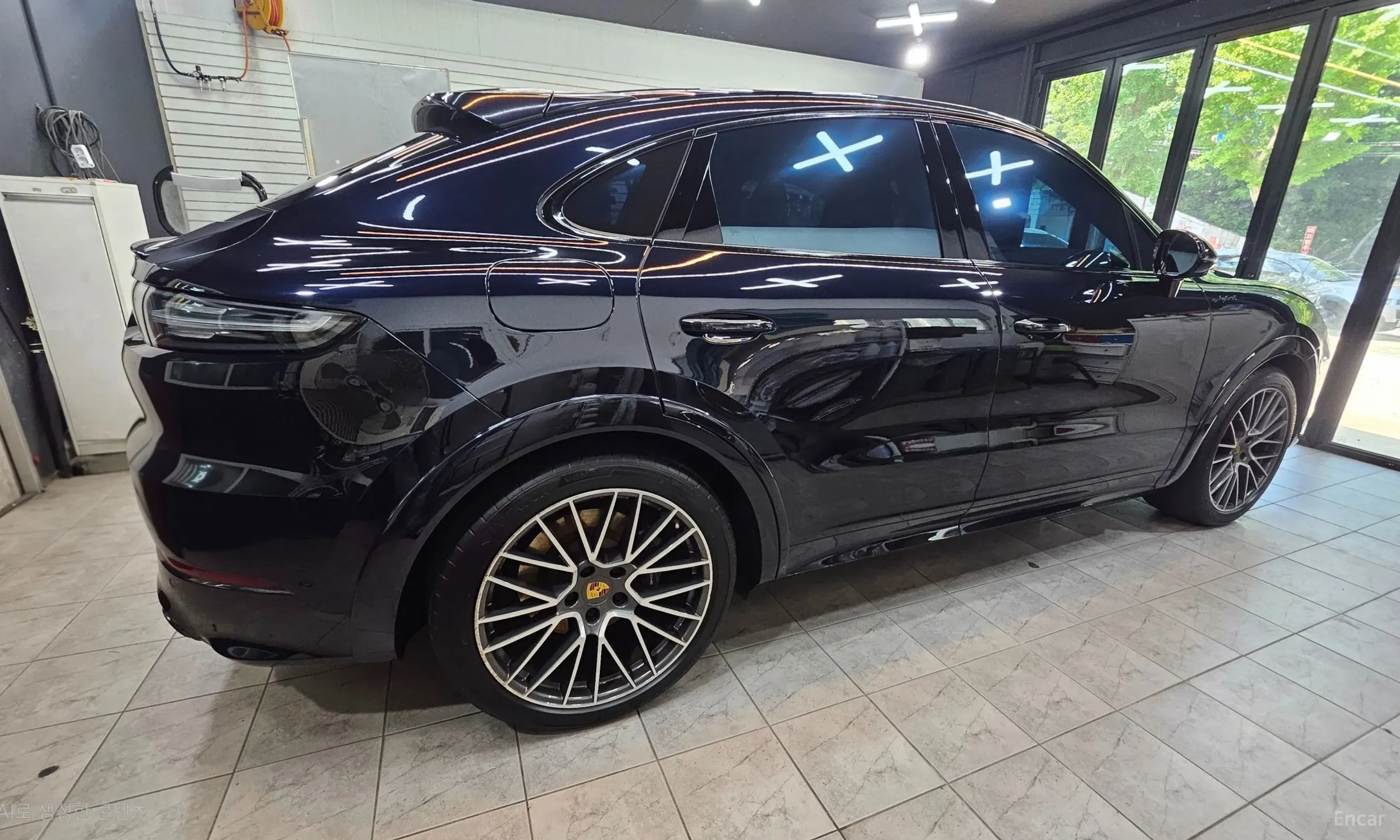 Porsche Cayenne (PO536) превью 3