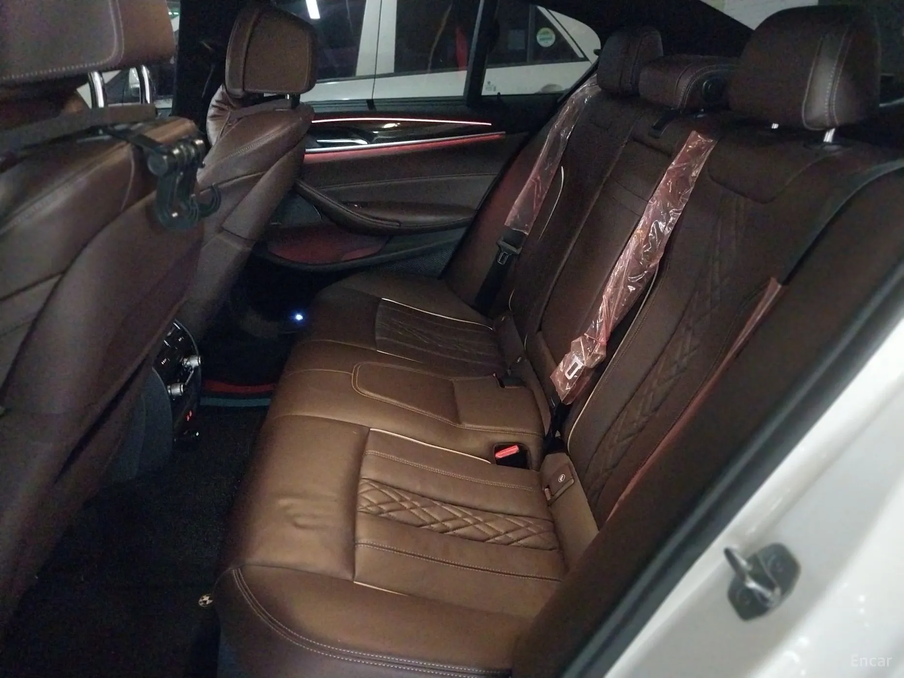 BMW 5 Series (G30) превью 4
