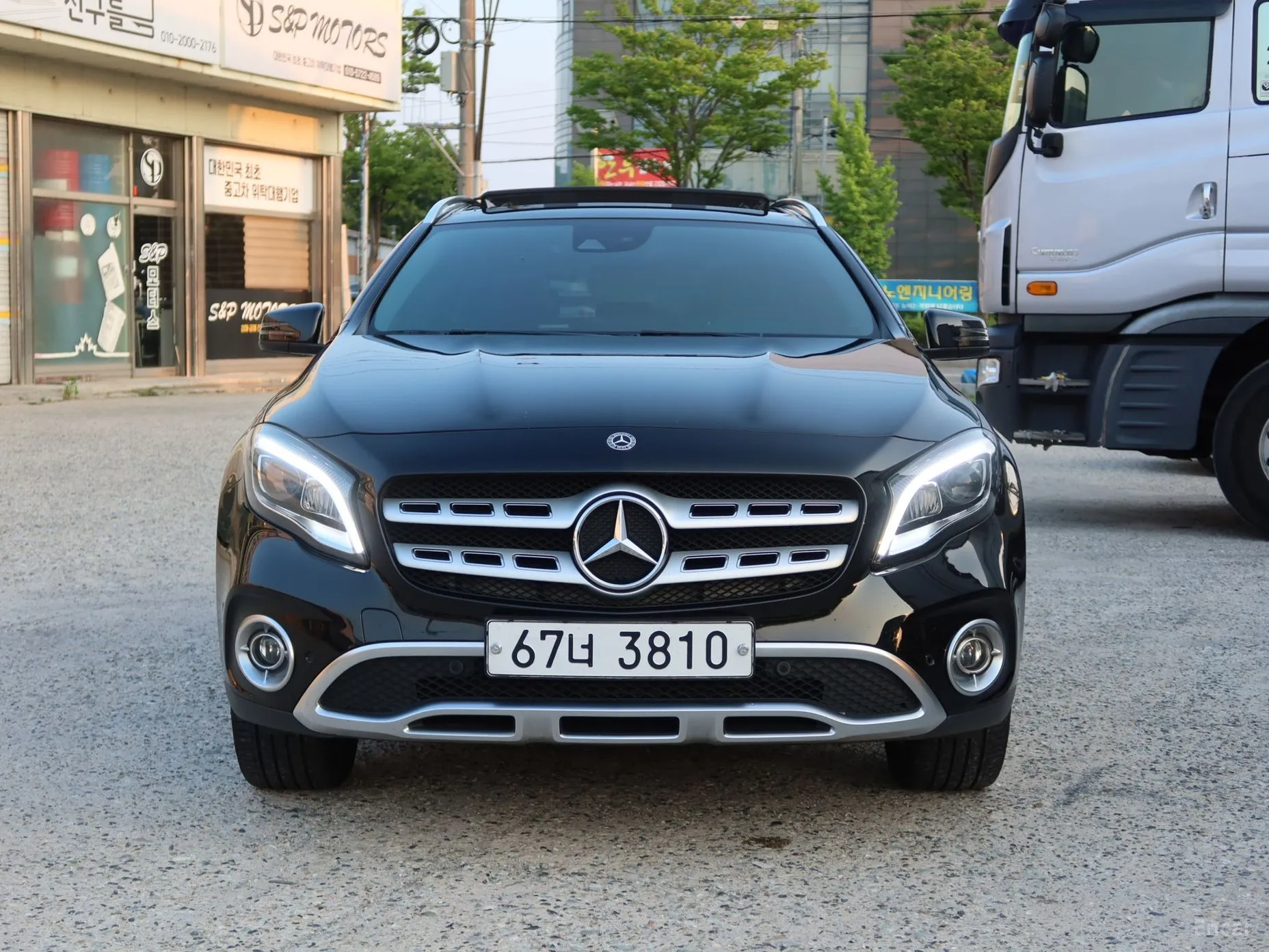 Mercedes Benz GLA-Class X156