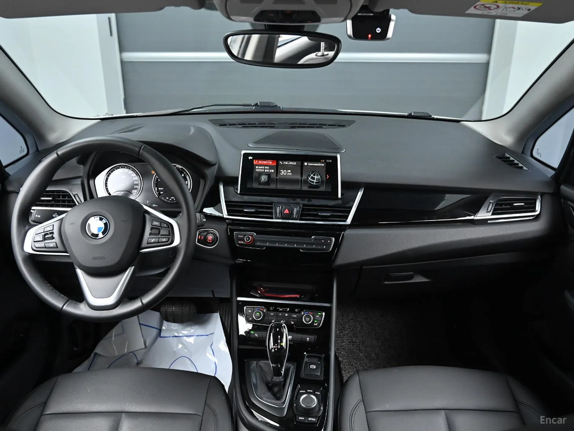 BMW 2-Series Active Tourer (F45) превью 4