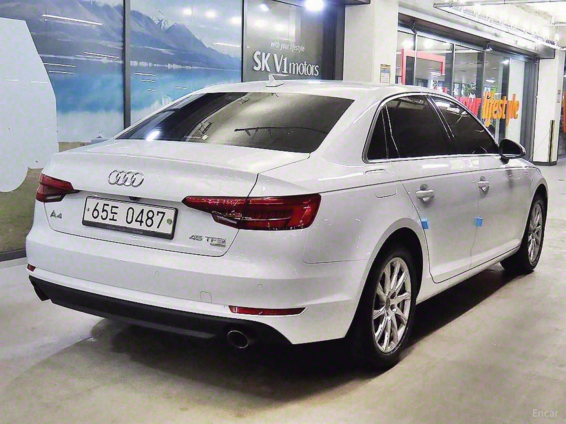Audi A4 (B9) превью 3