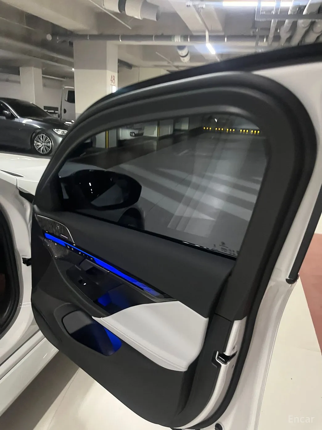 BMW M5 (G90) превью 3