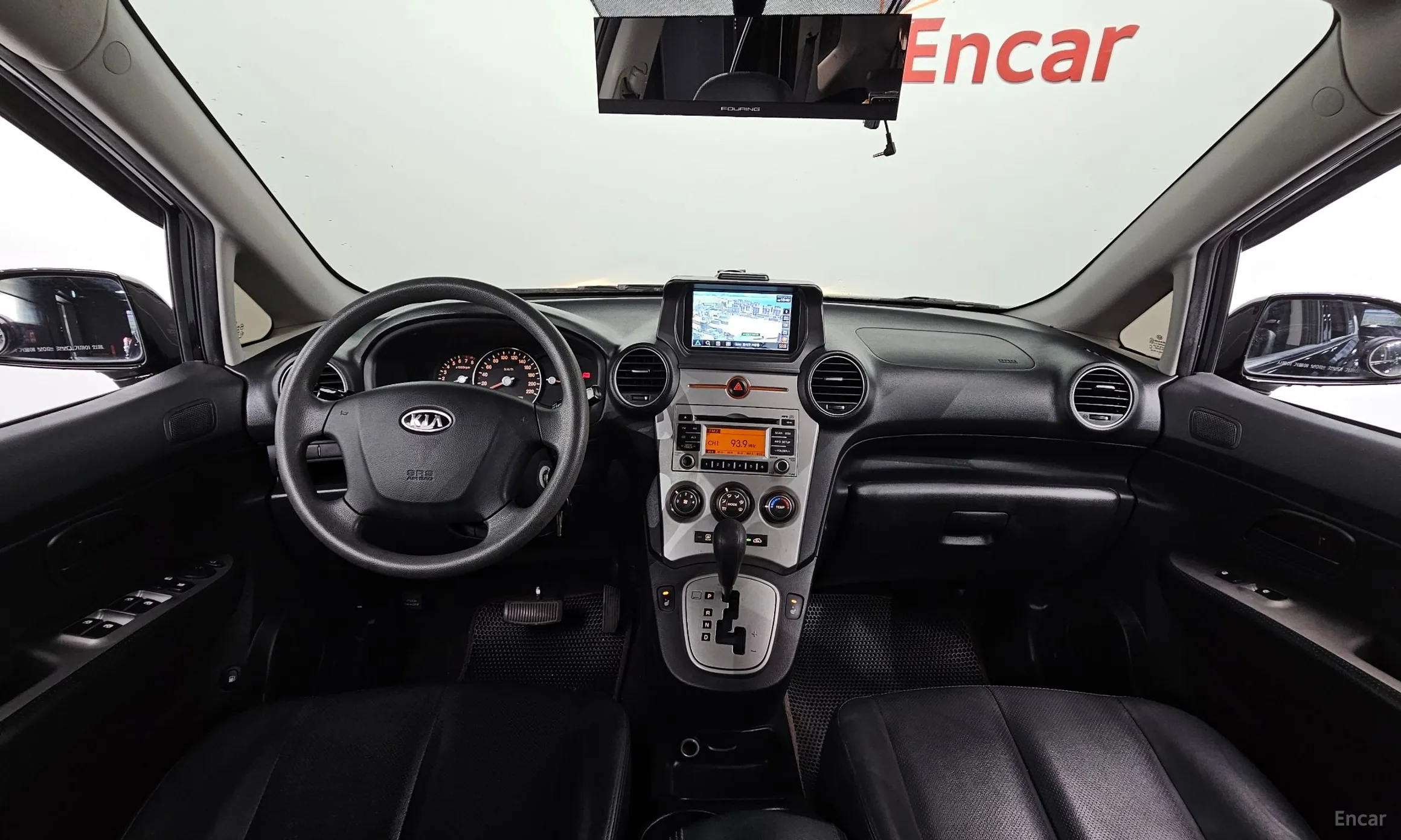 Kia Carens превью 4