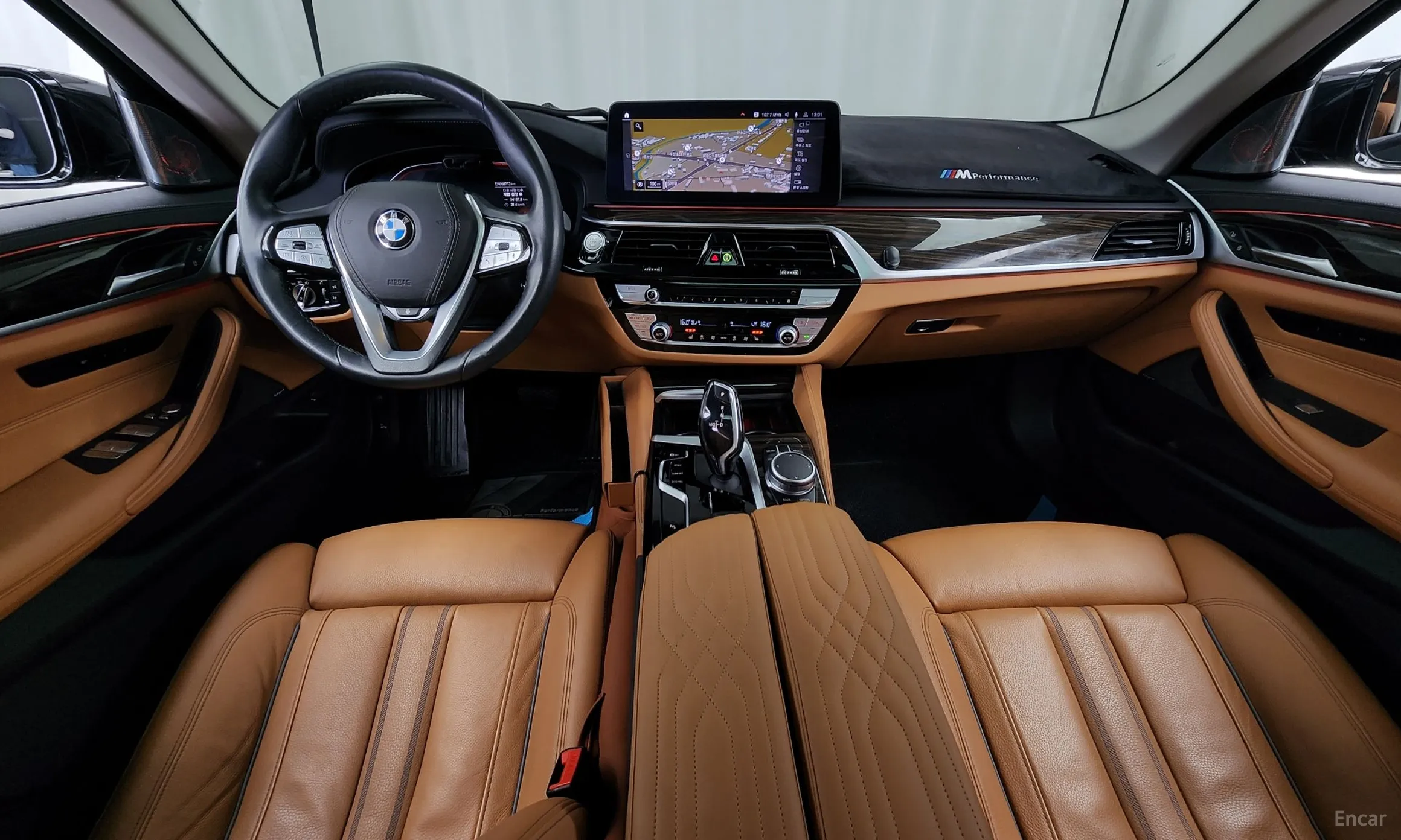 BMW 5 Series (G30) превью 3