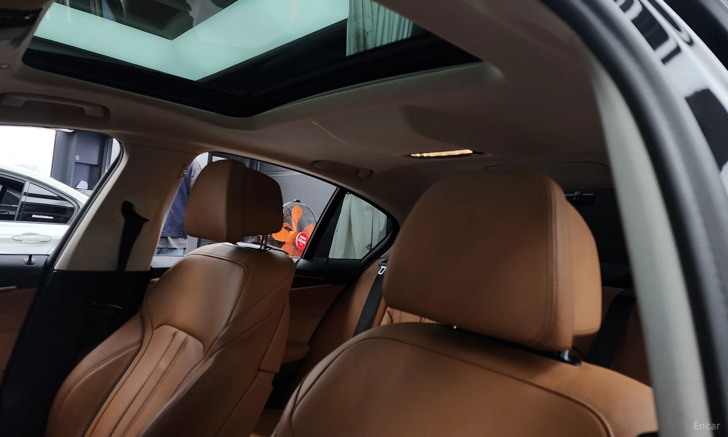 BMW 5 Series (G30) превью 4