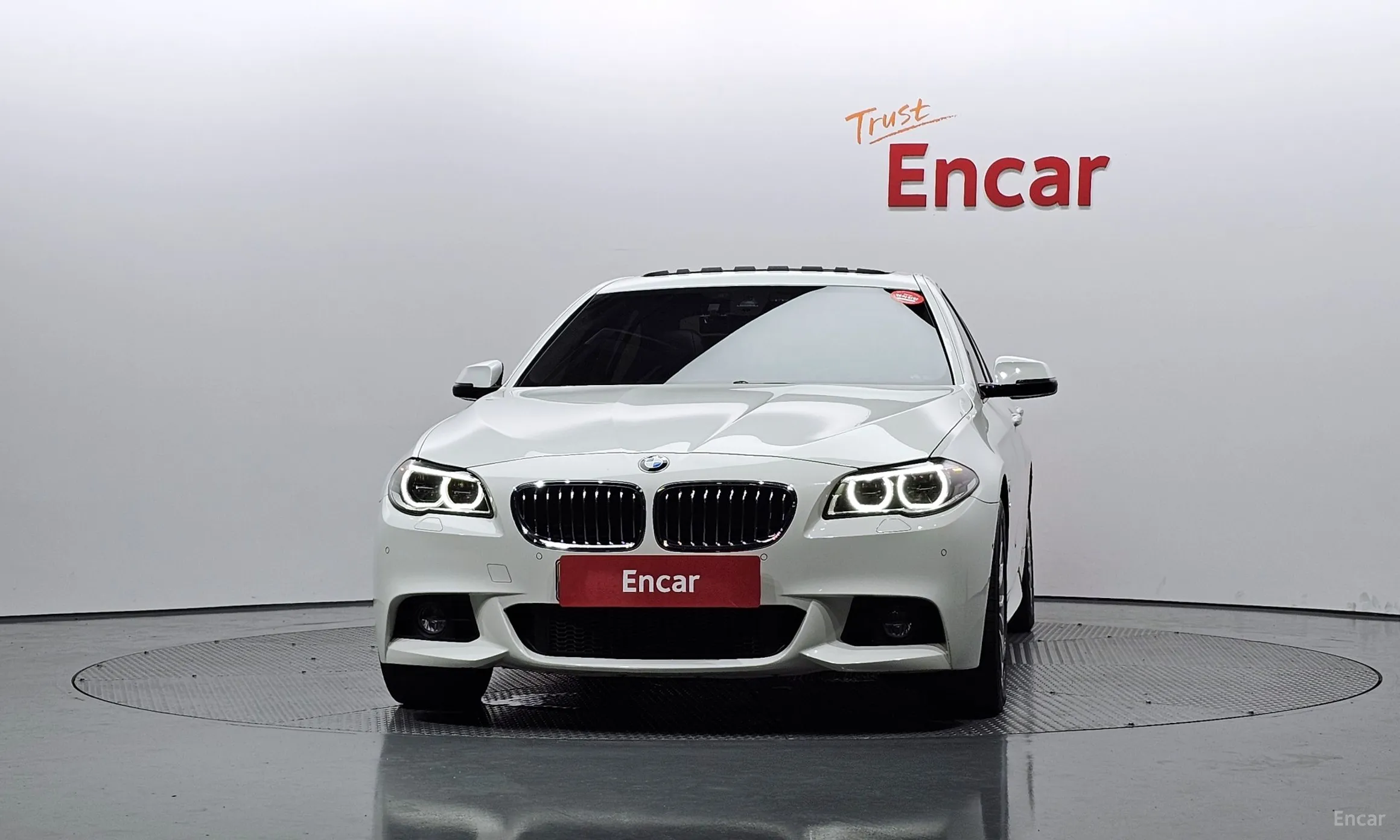 BMW 5 Series (F10) превью 2