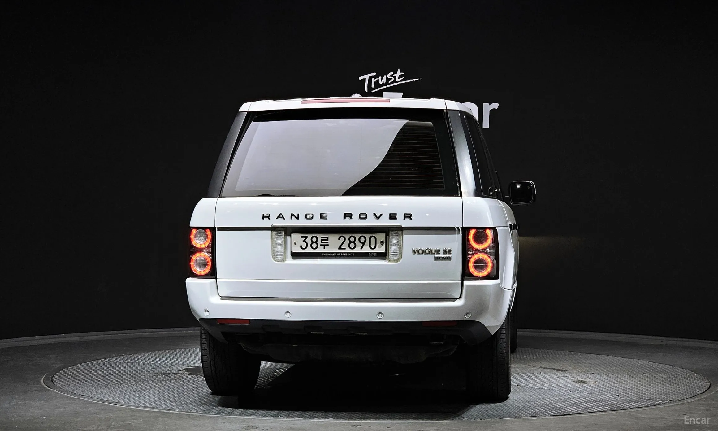 Land Rover Range Rover превью 3