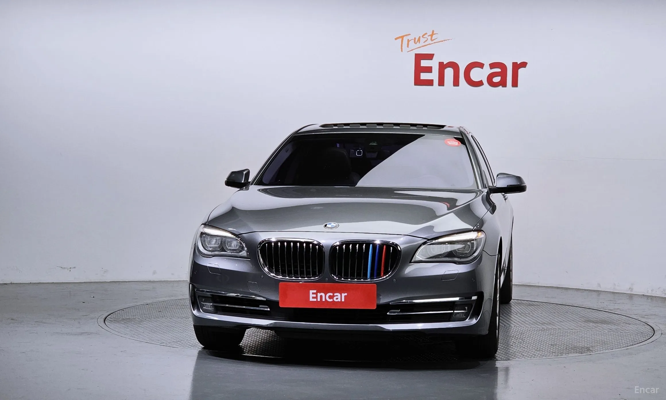 BMW 7 Series (F01)