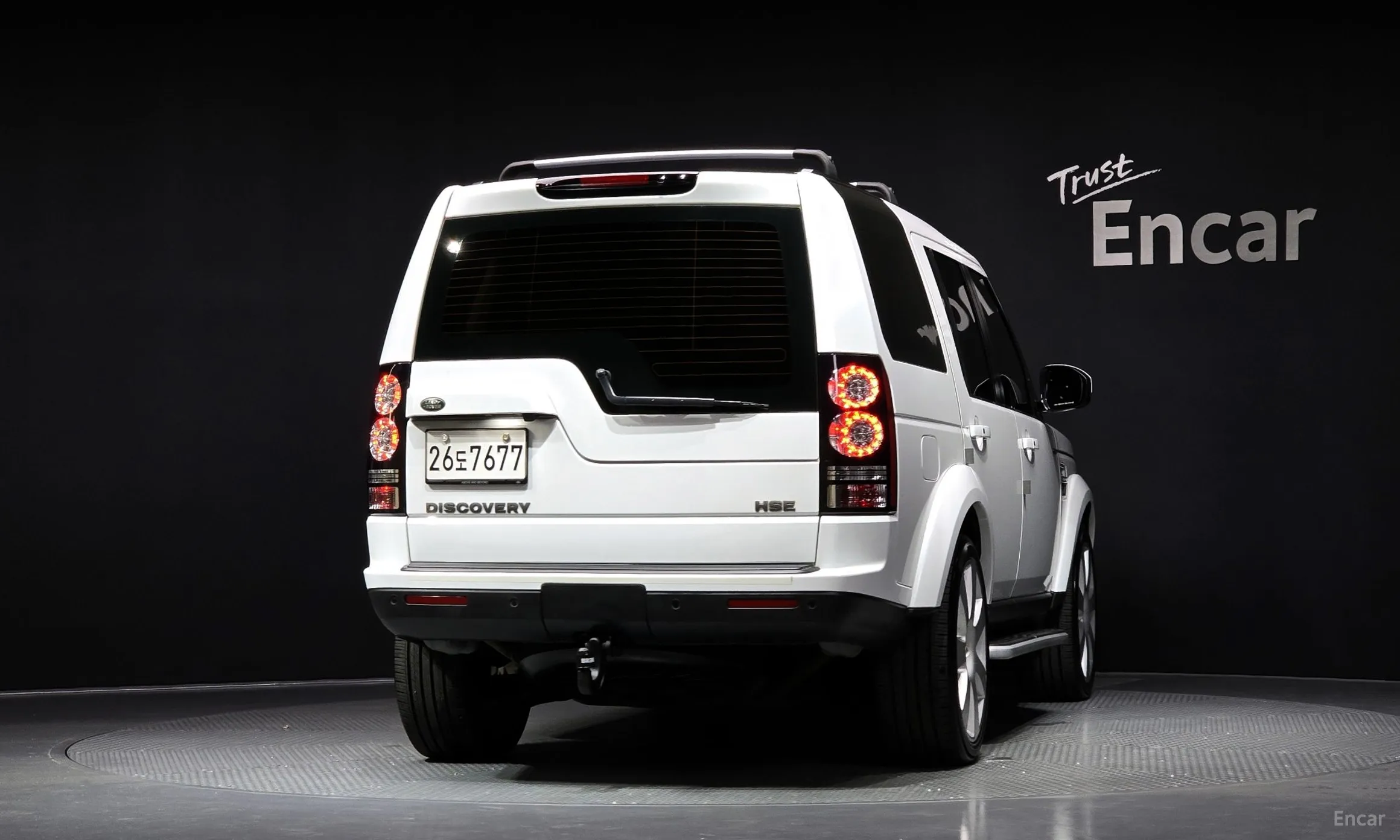 Land Rover Discovery 4 превью 3