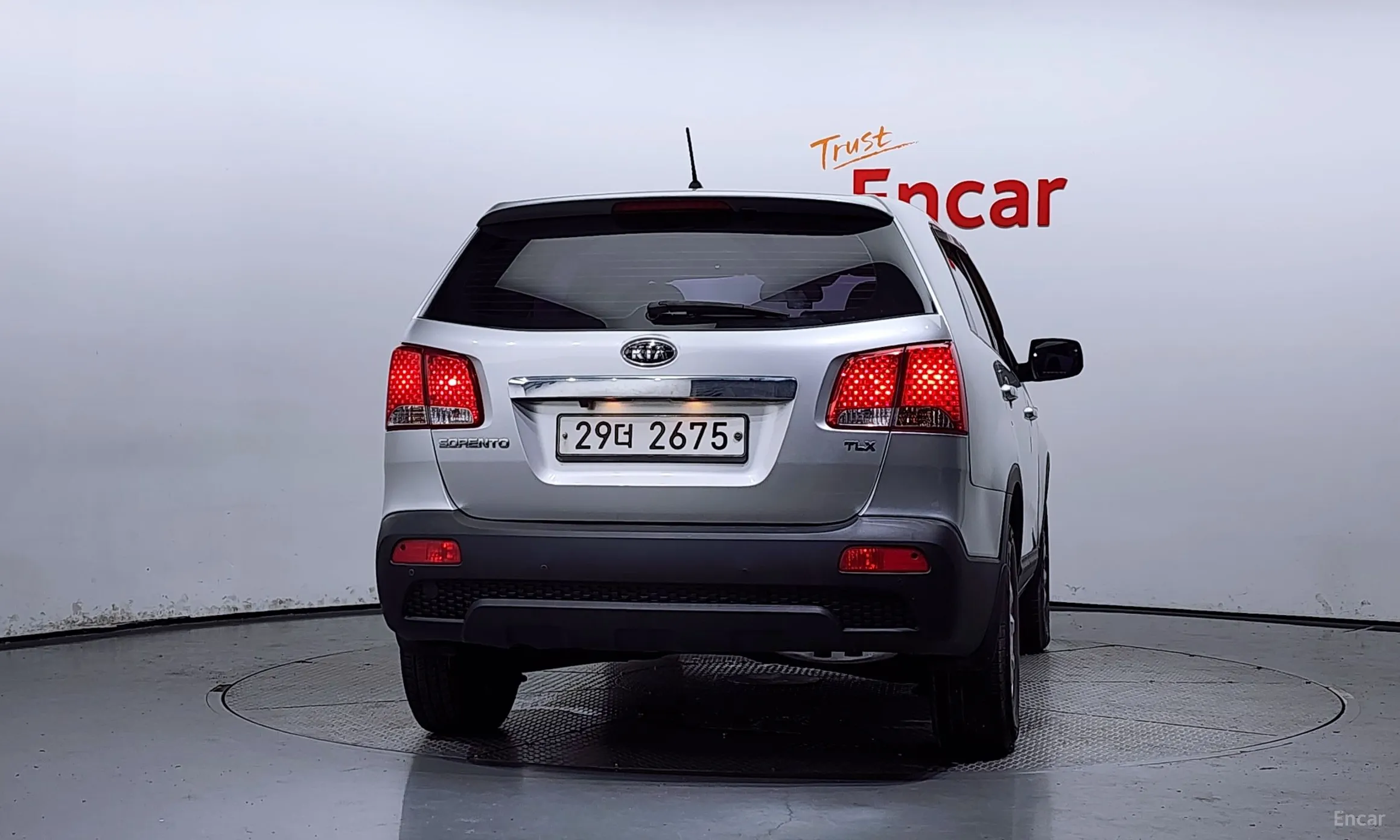Kia Sorrento R превью 3