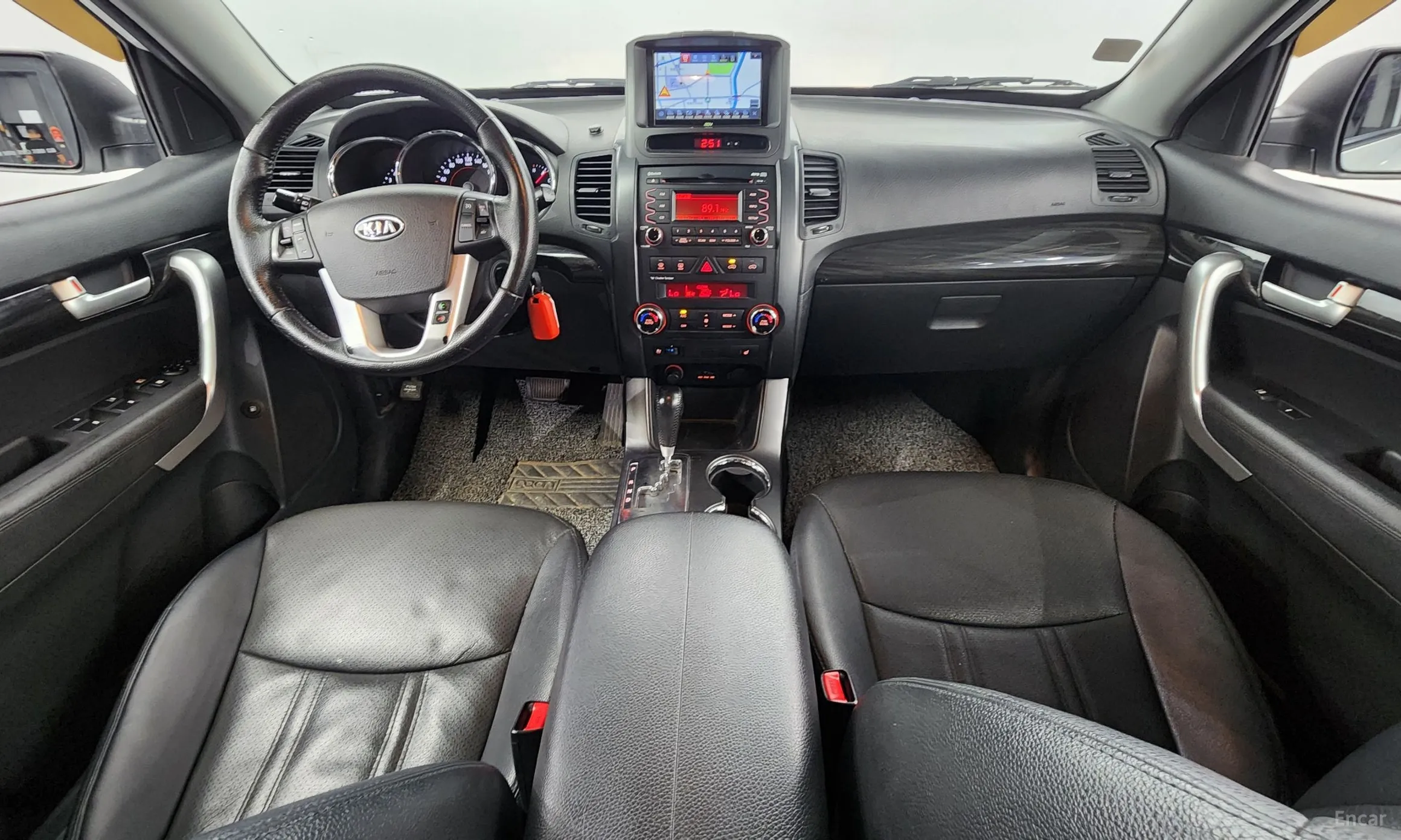 Kia Sorrento R превью 4