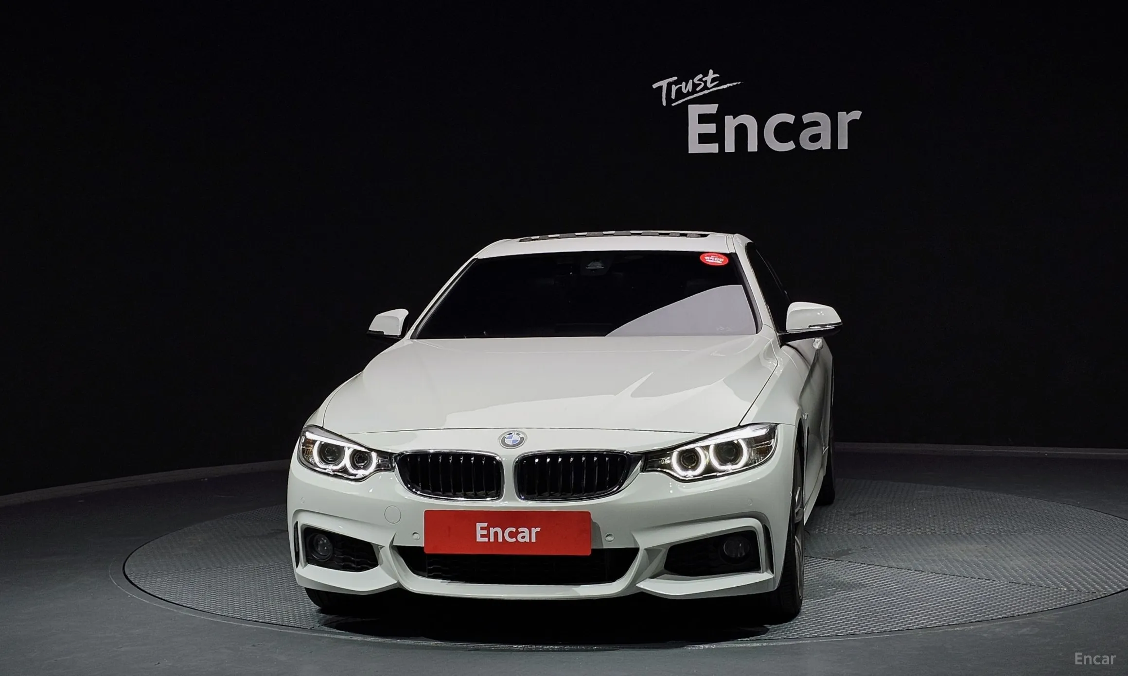 BMW Series 4 (F32) превью 2