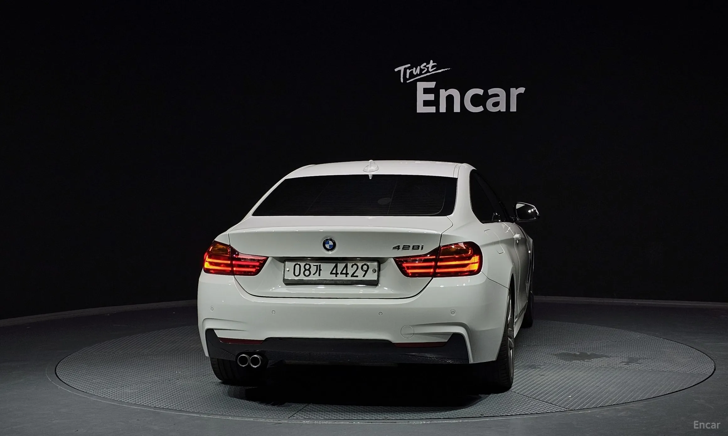 BMW Series 4 (F32) превью 3