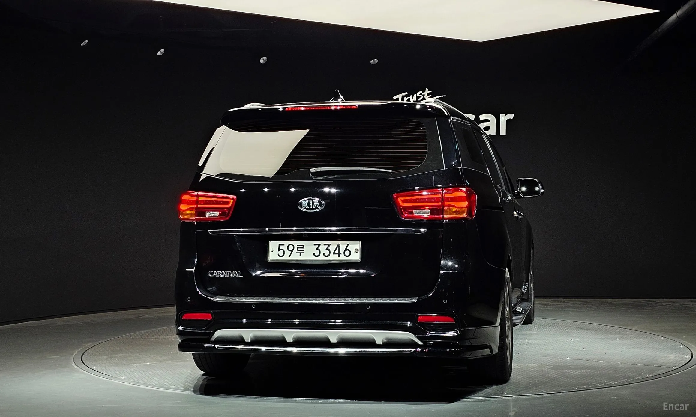 Kia Carnival превью 3
