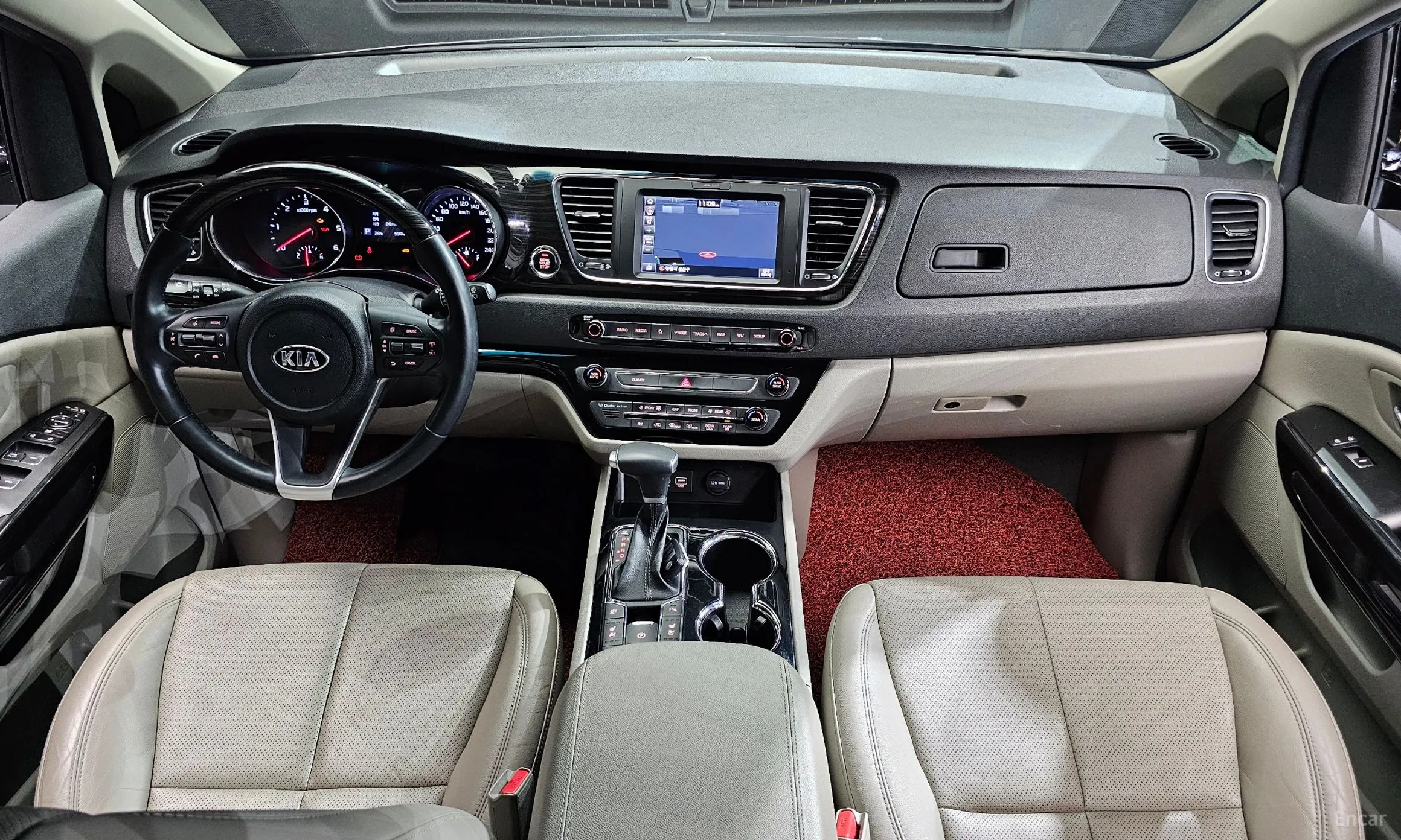 Kia Carnival превью 4