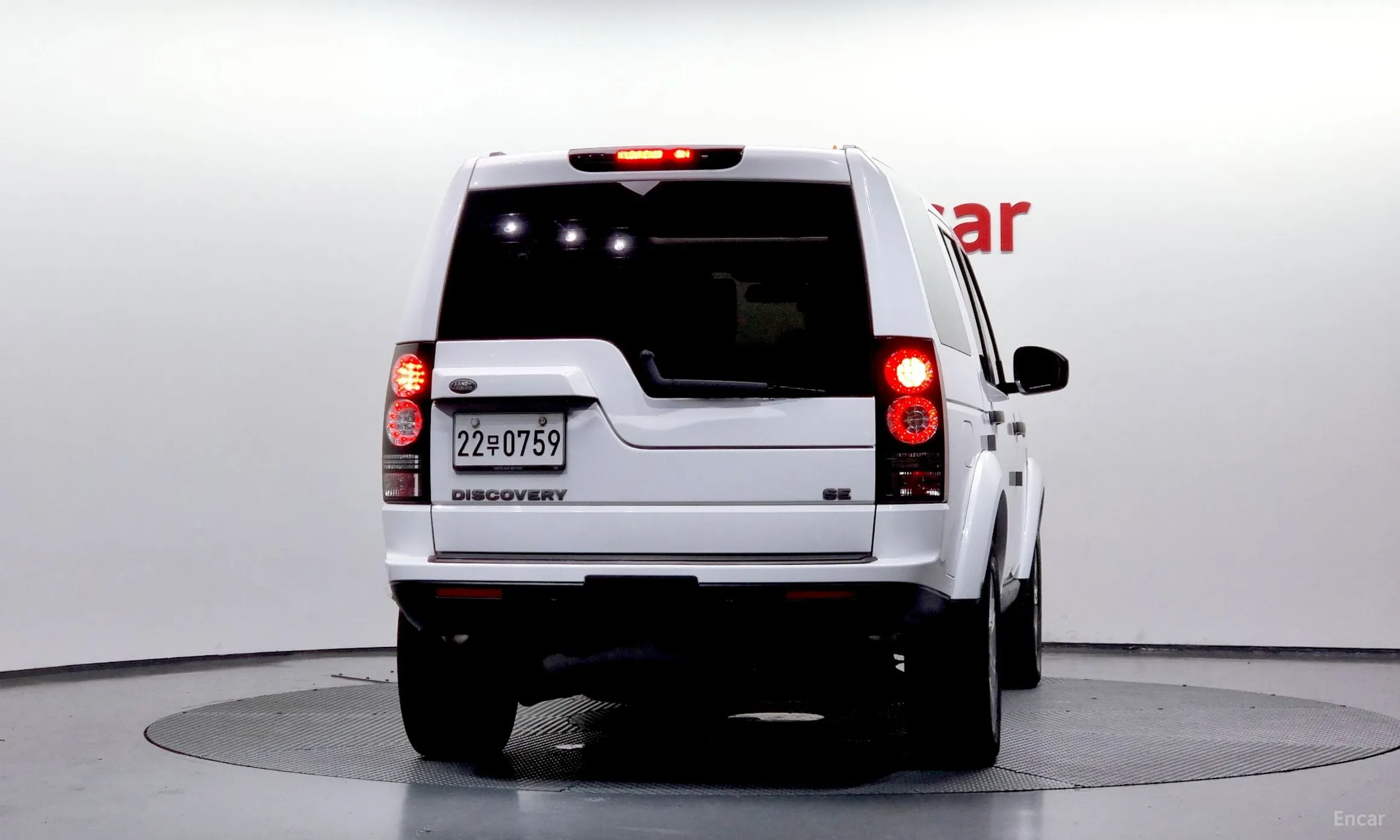 Land Rover Discovery 4 превью 3