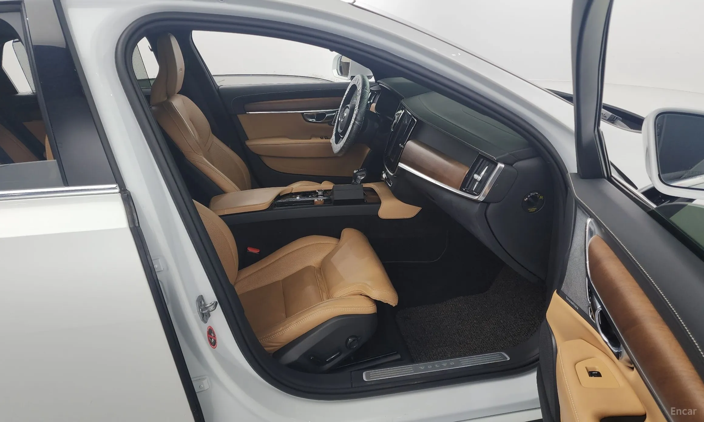 Volvo S90 превью 11