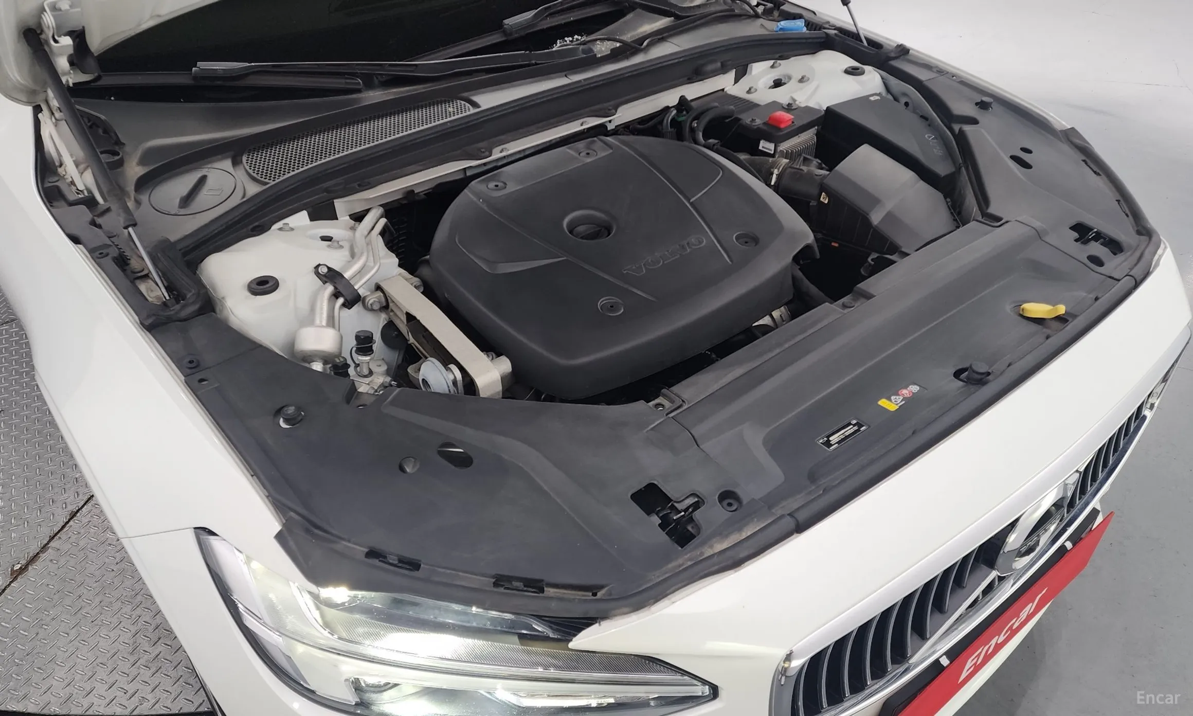 Volvo S90 превью 6
