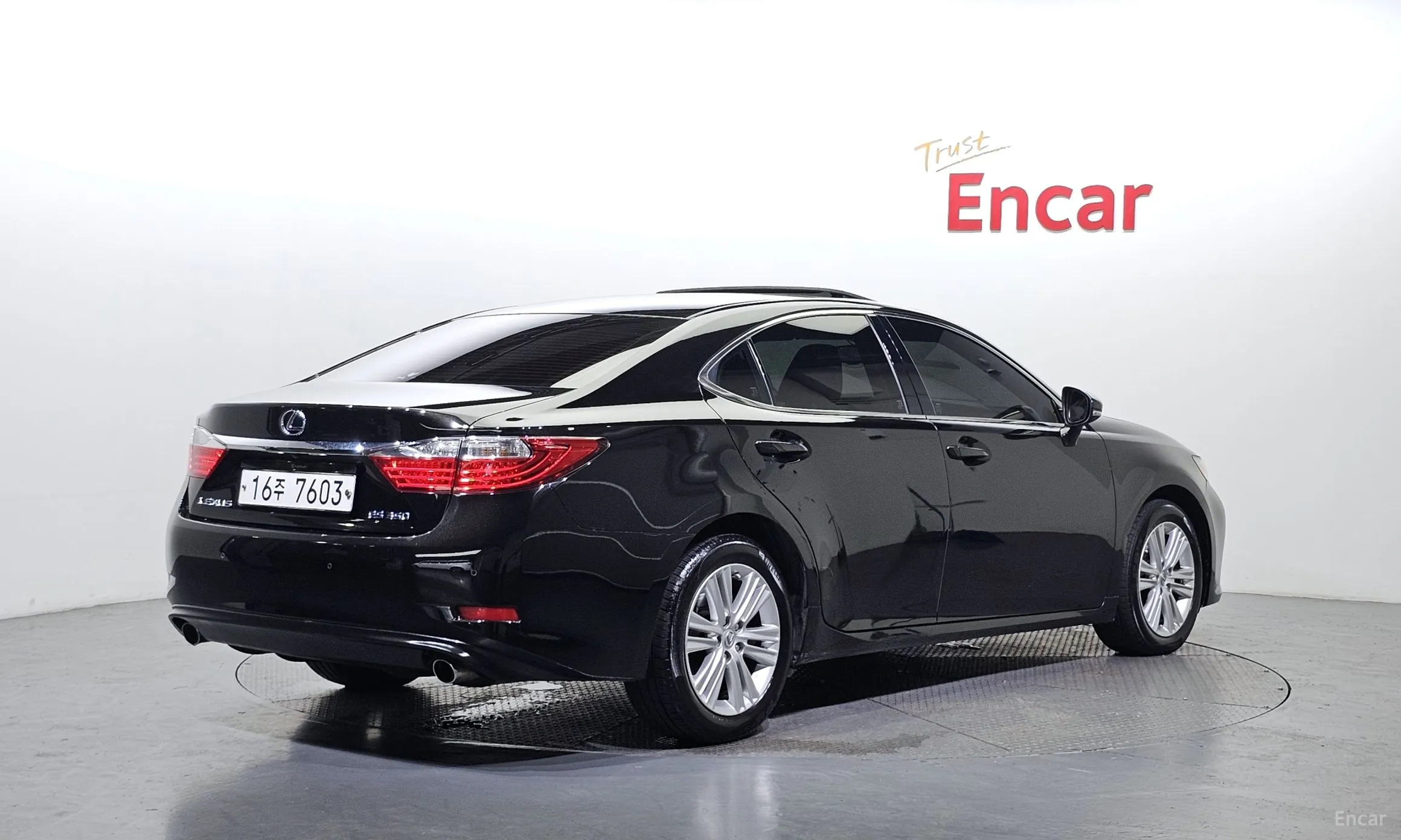 Lexus New ES350