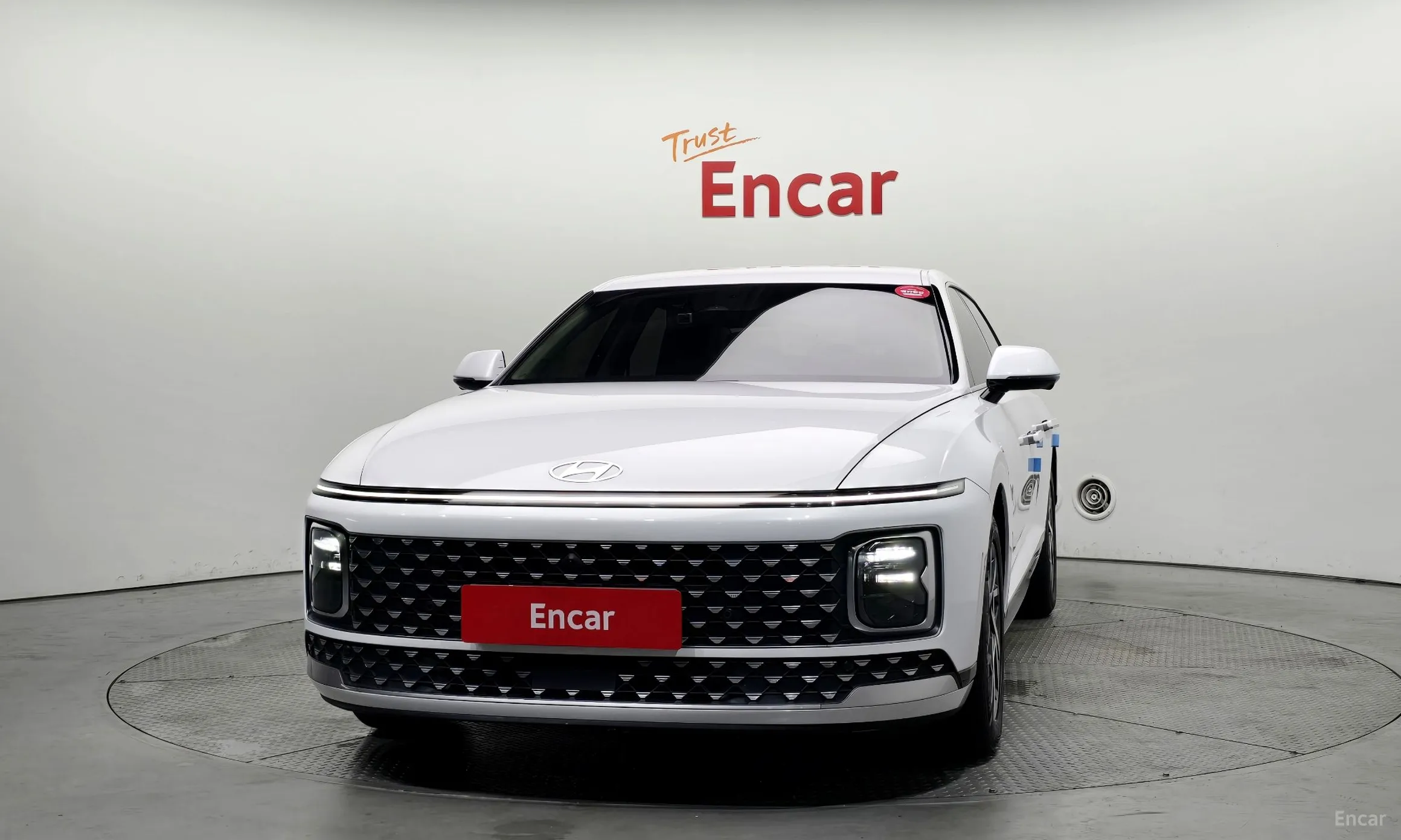 Hyundai Grandeur Hybrid (GN7) превью 2