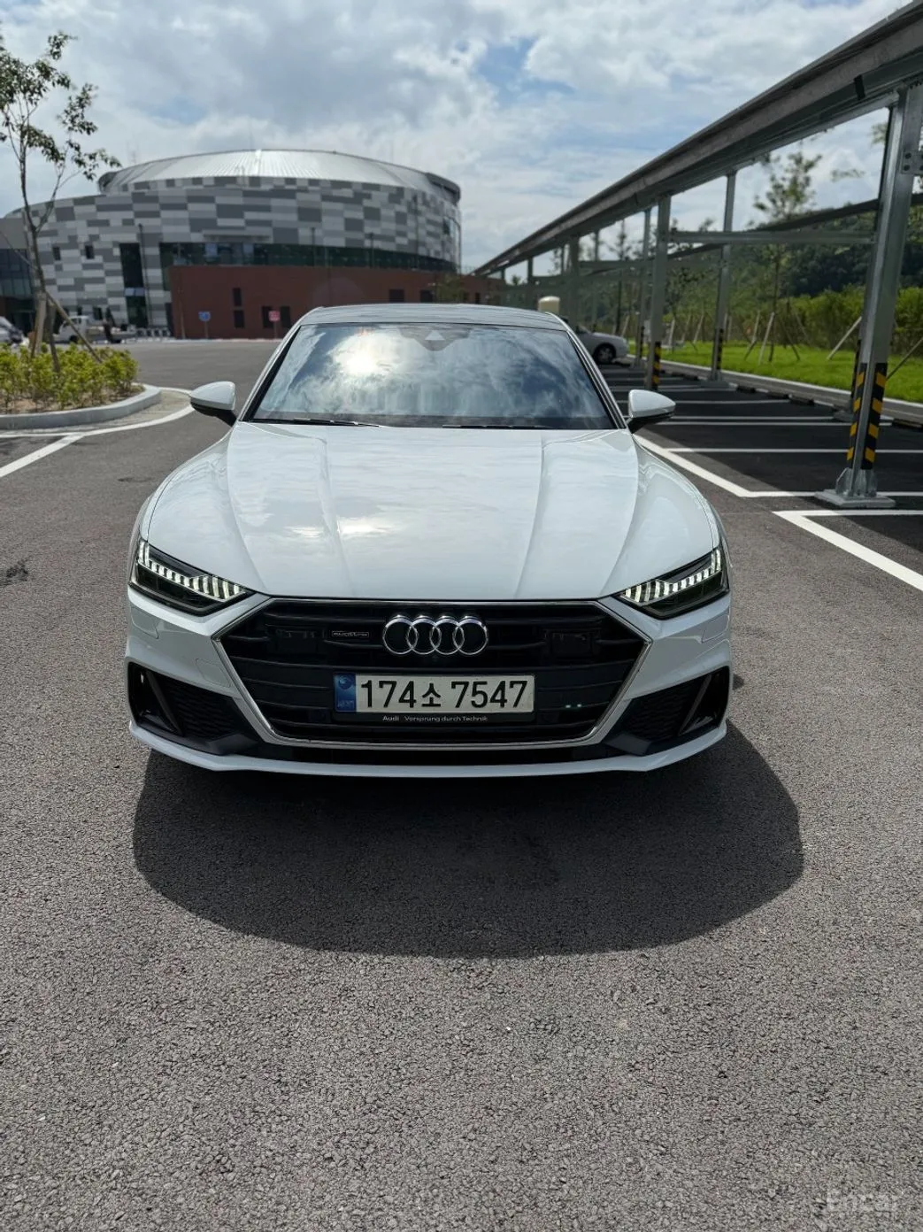 Audi A7 (4K)