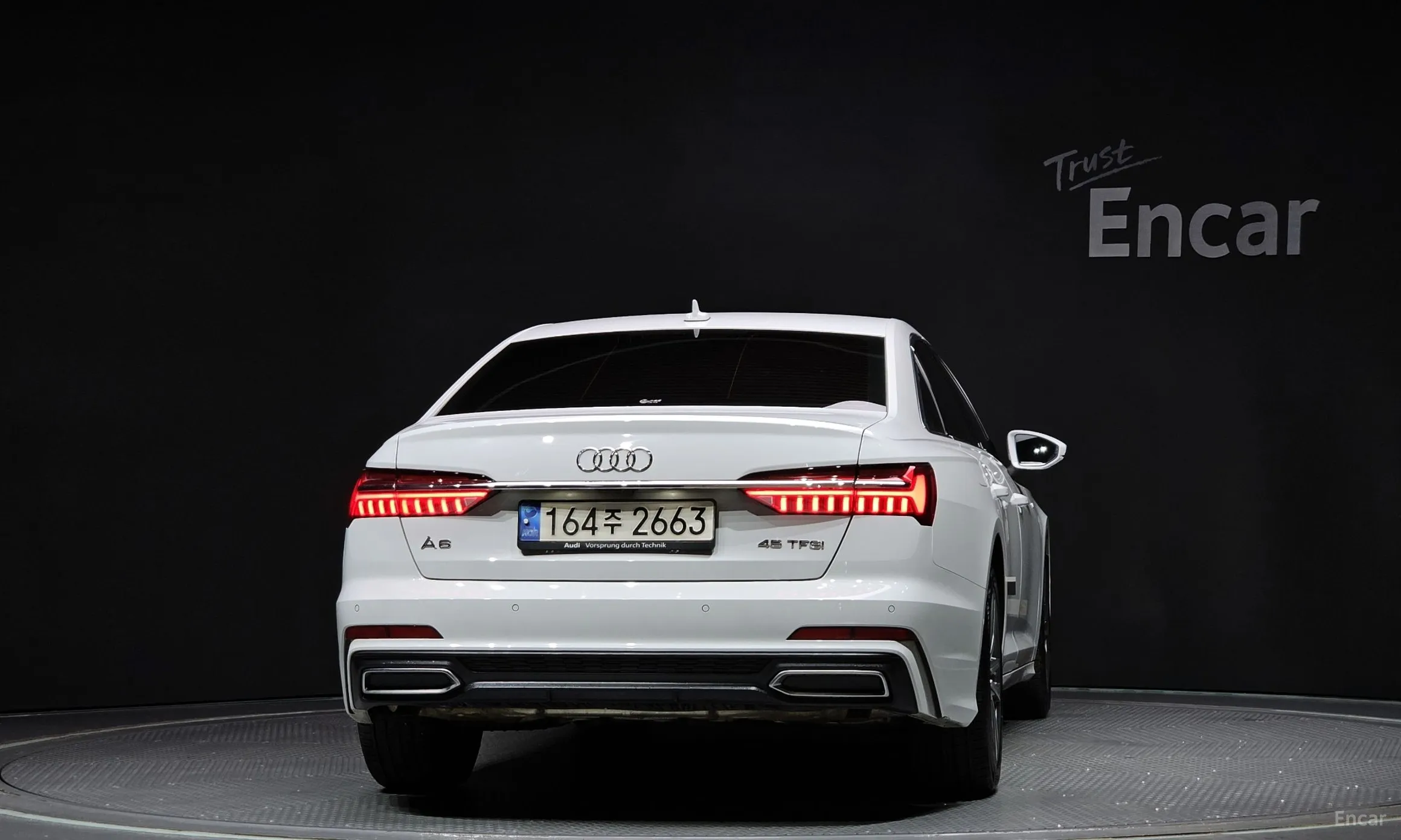 Audi A6 (C8) превью 3