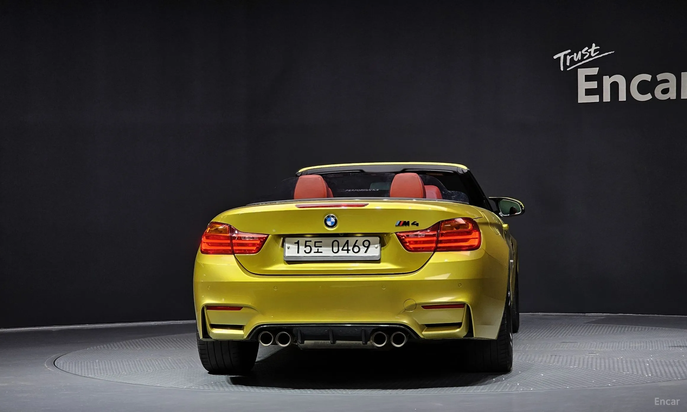 BMW M4 (F82) превью 3