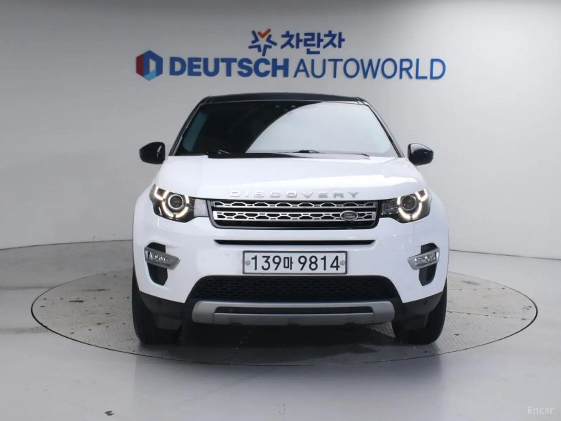Land Rover Discovery Sports превью 2