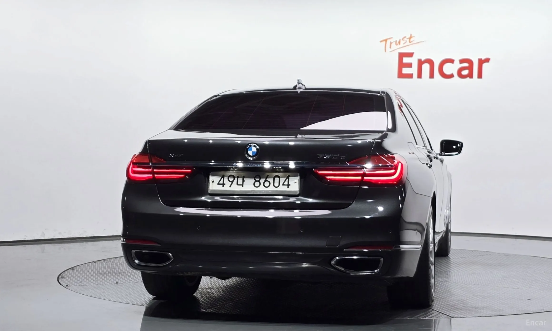 BMW 7 Series (G11) превью 3