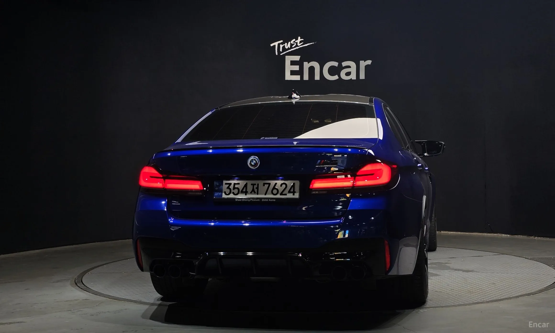 BMW M5 (F90) превью 3