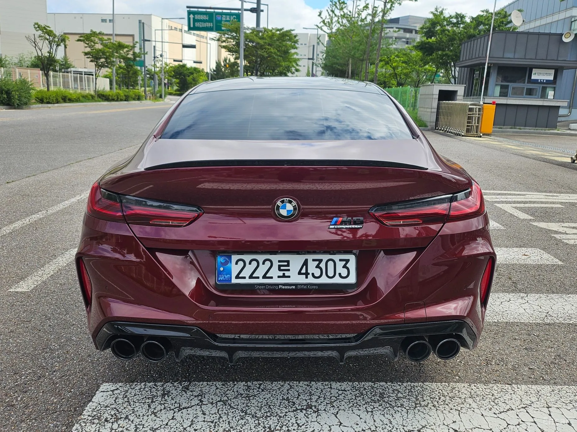 BMW M8 (G15) превью 3