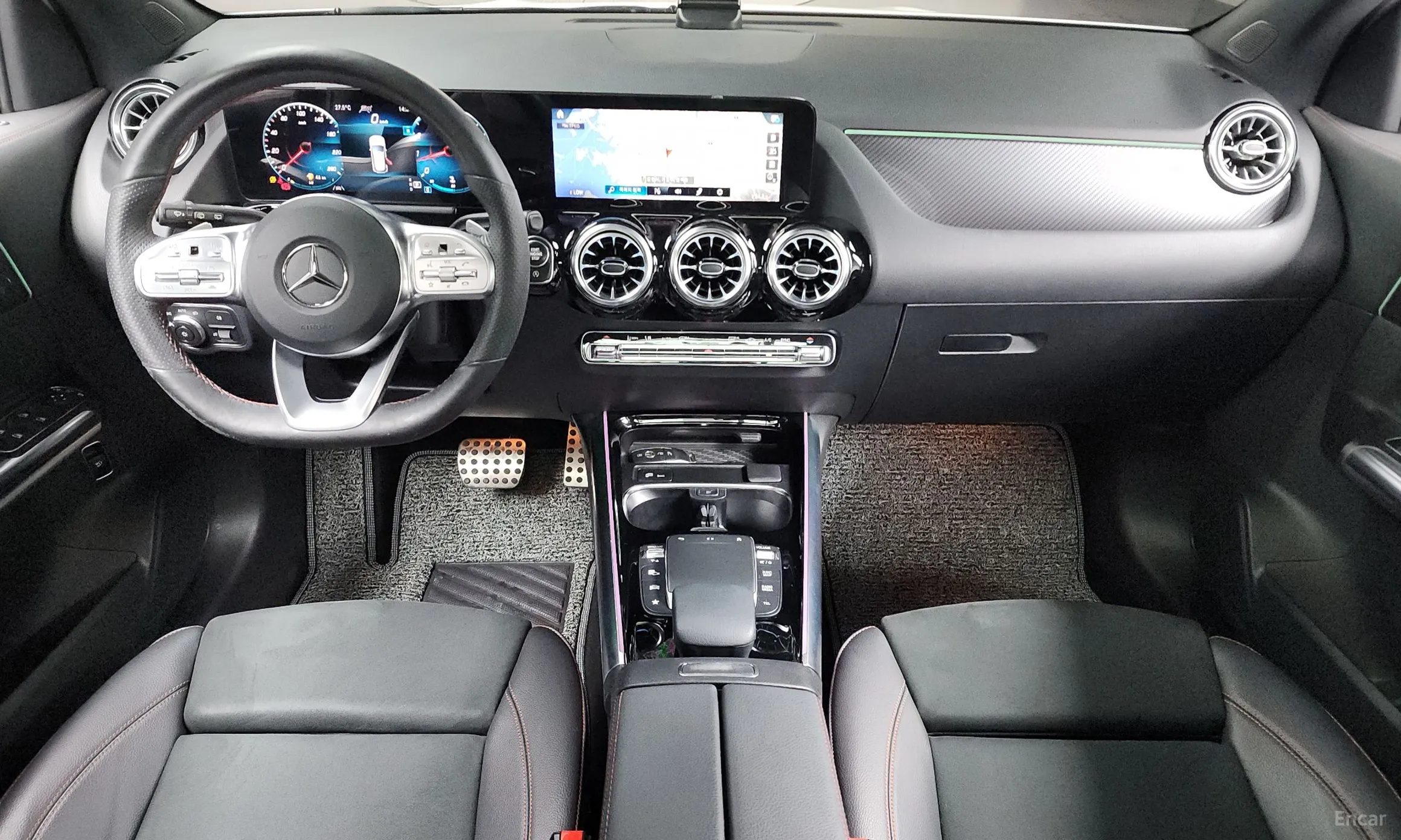 Mercedes Benz GLA-Class H247 превью 4