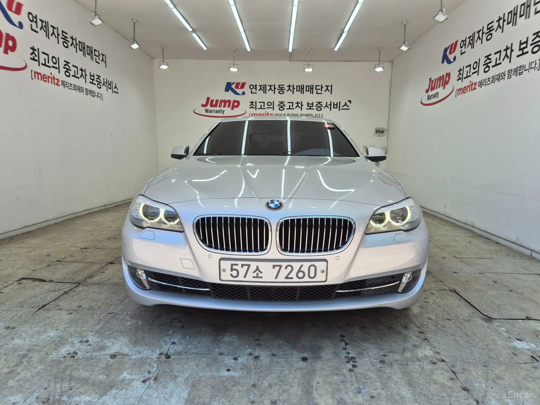 BMW 5 Series (F10) превью 2
