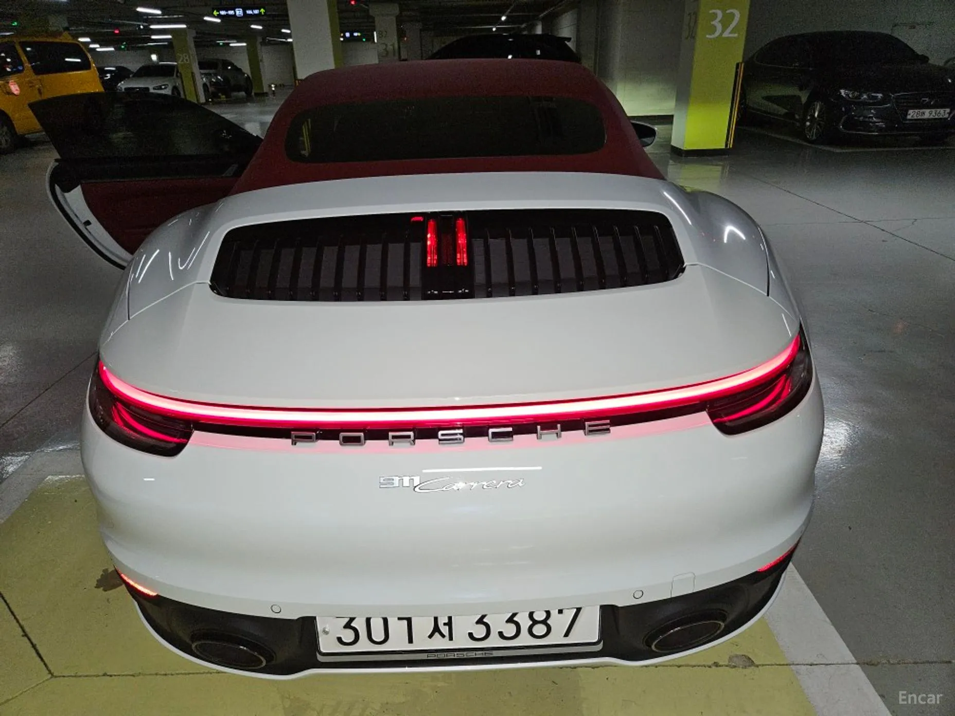 Porsche 911 (992) превью 2