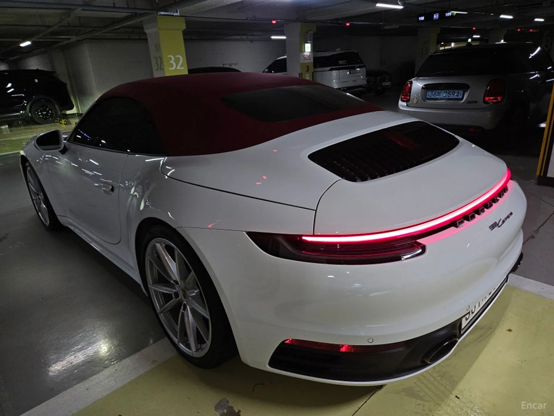 Porsche 911 (992) превью 3