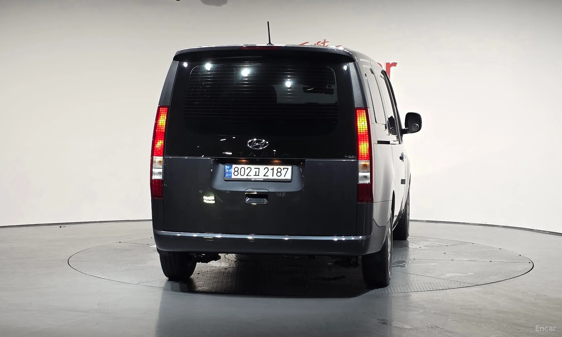Hyundai Staria превью 3