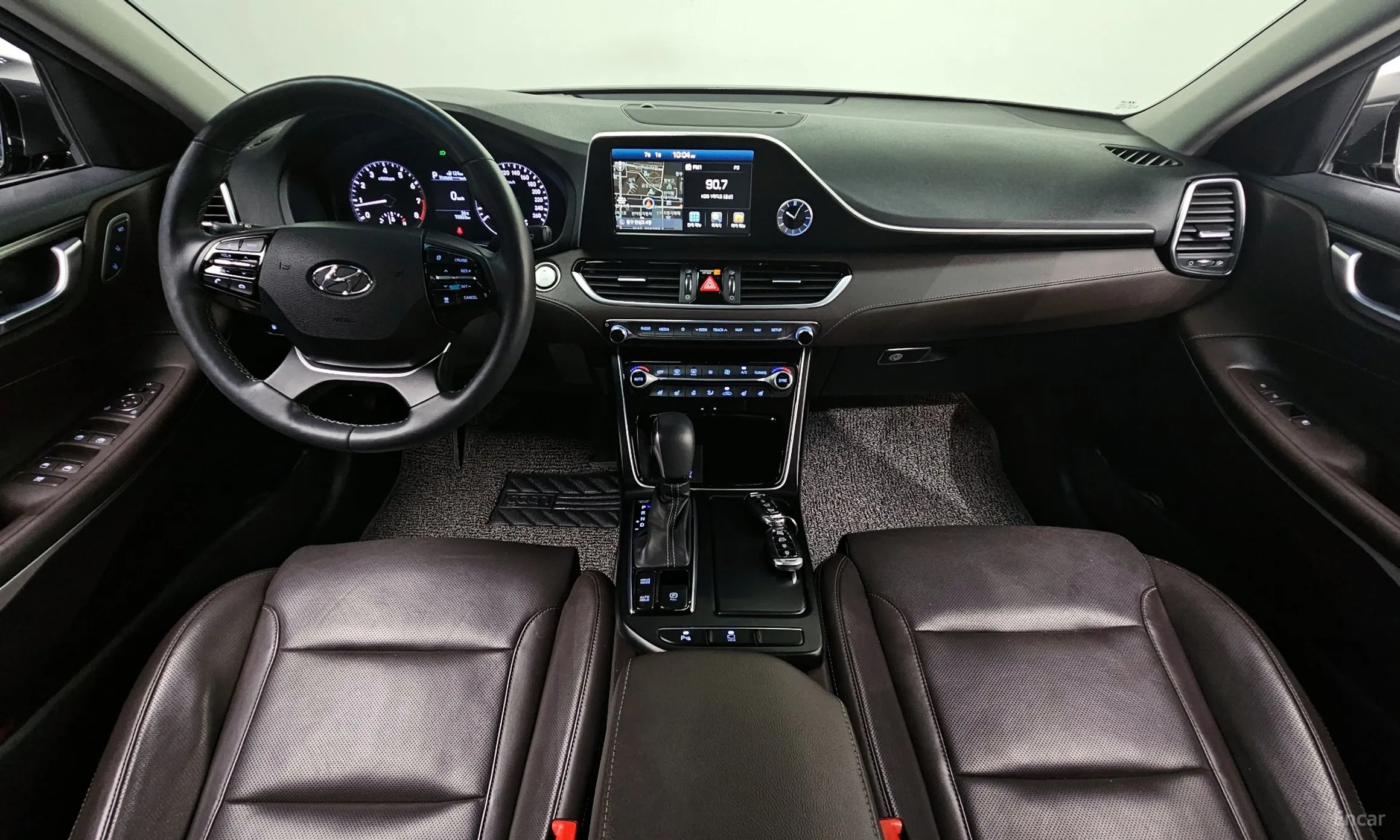 Hyundai Grandeur IG превью 4