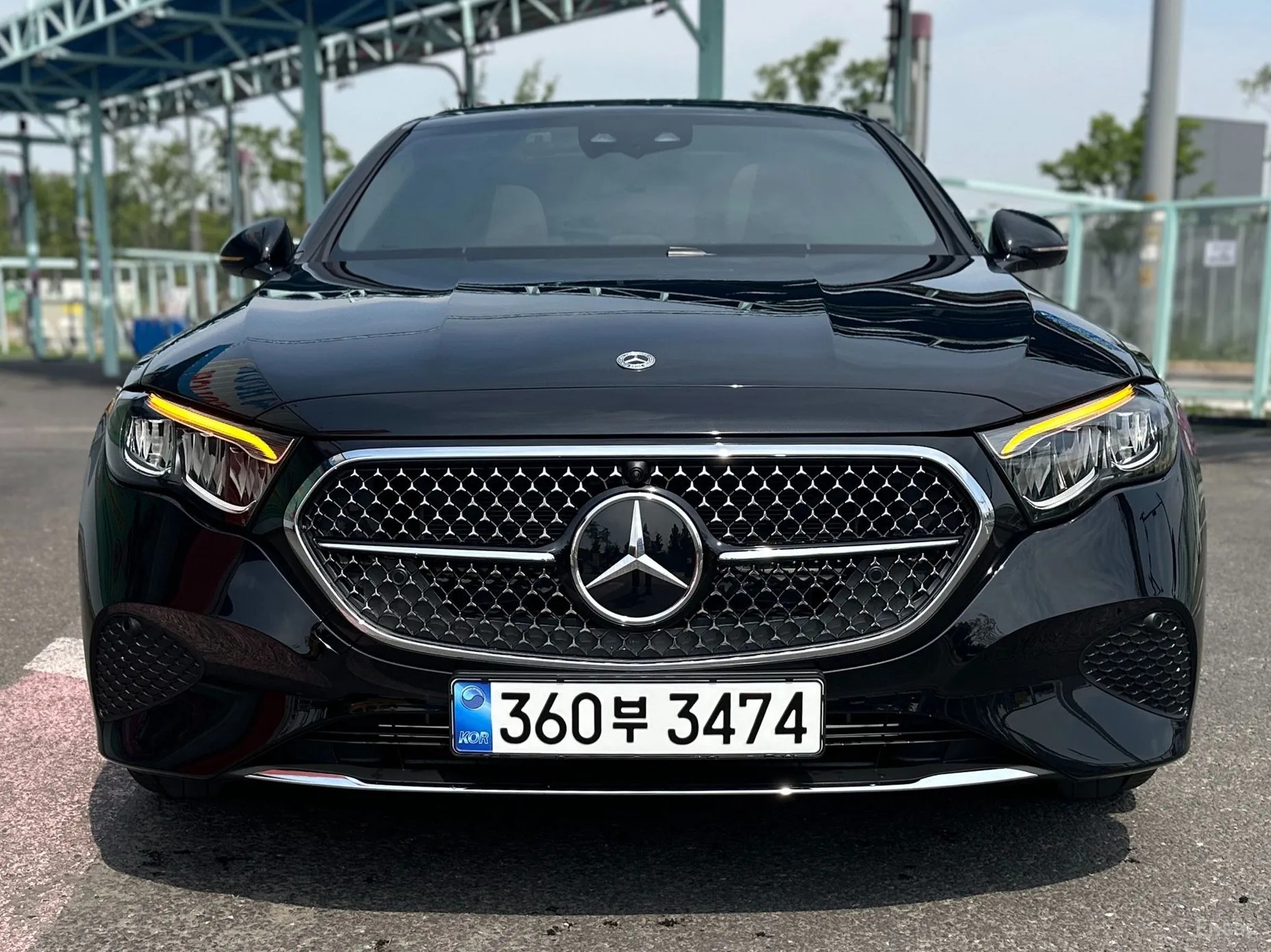 E-Class W214