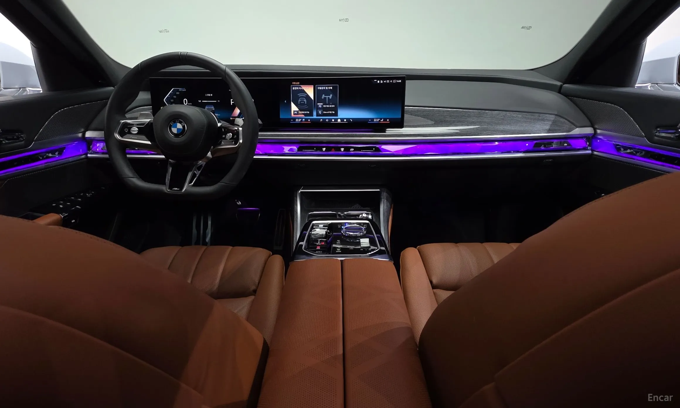 BMW 7 Series (G70) превью 4