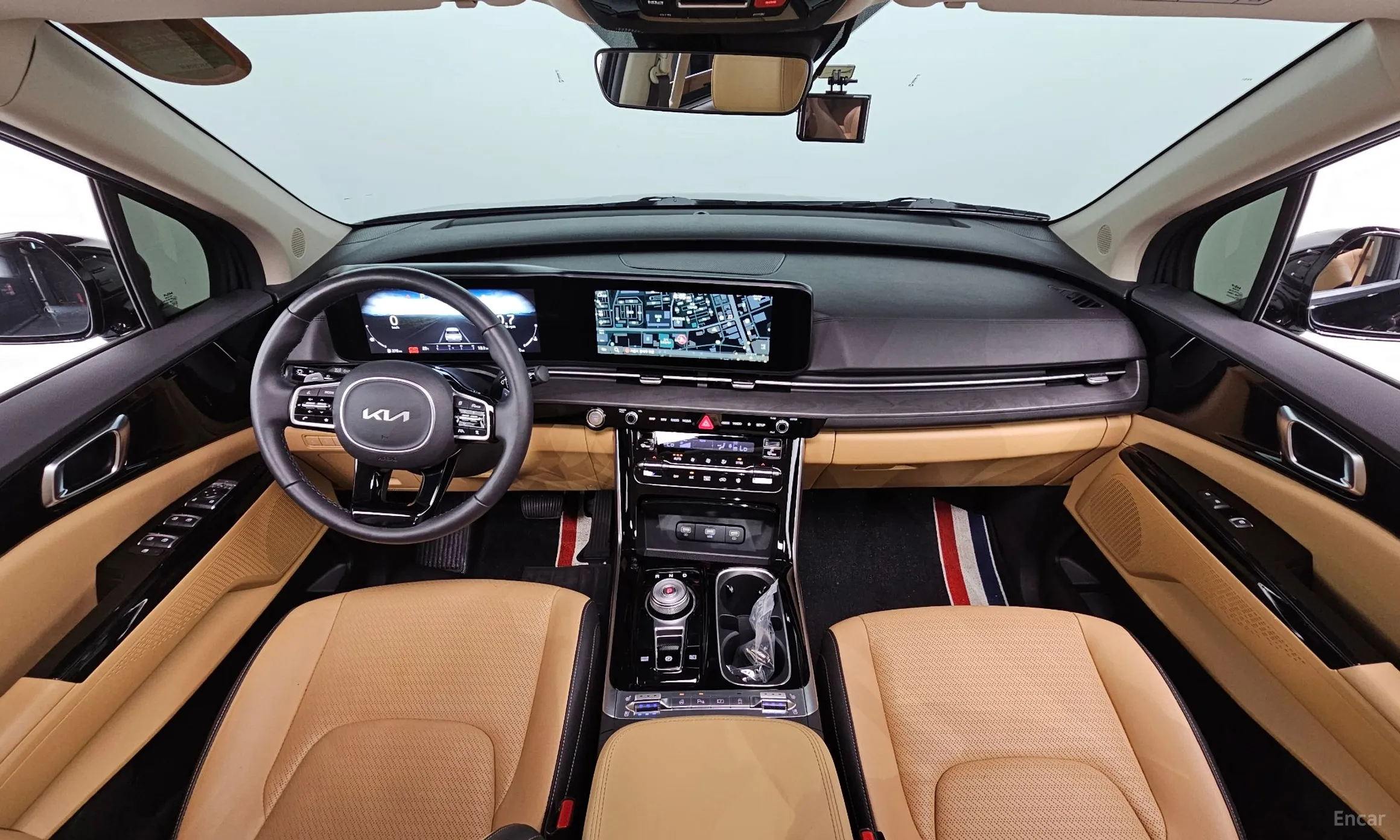 Kia Carnival Gen 4 превью 4