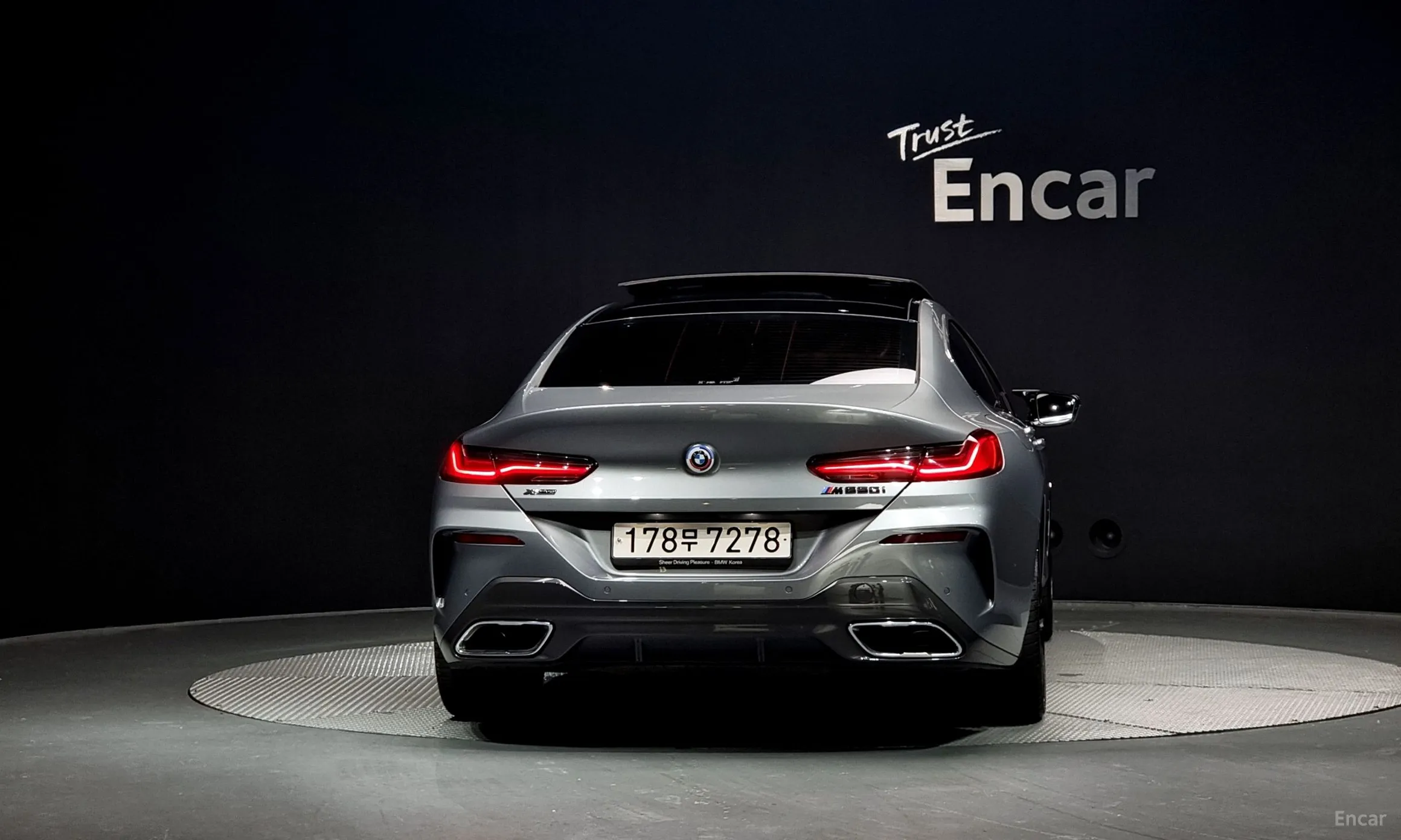 BMW 8-series (G15) превью 3